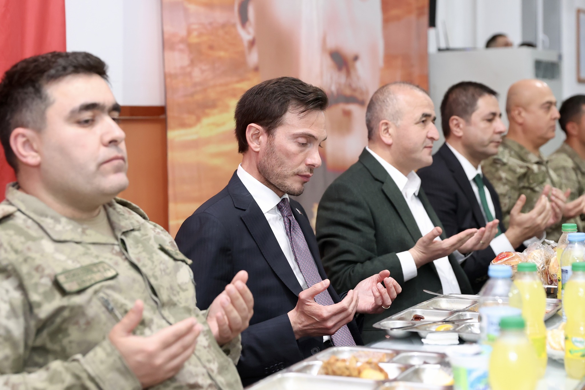 Başkan Yazıcıoğlu, Görevinin İlk Günü Şehit Aileleri ile Buluştu