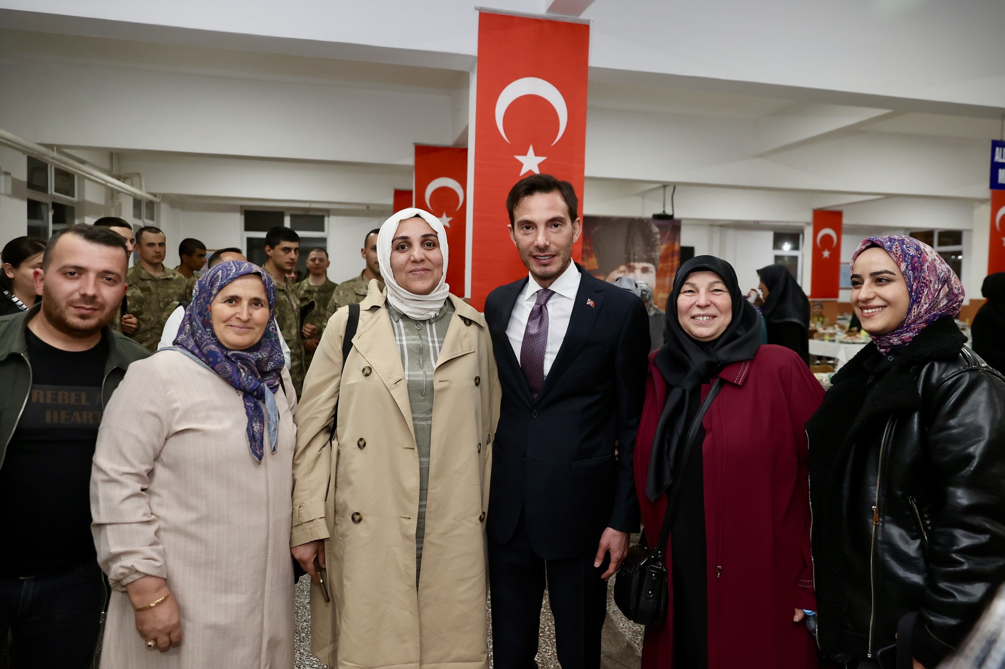 Başkan Yazıcıoğlu, Görevinin İlk Günü Şehit Aileleri ile Buluştu - Görsel 4