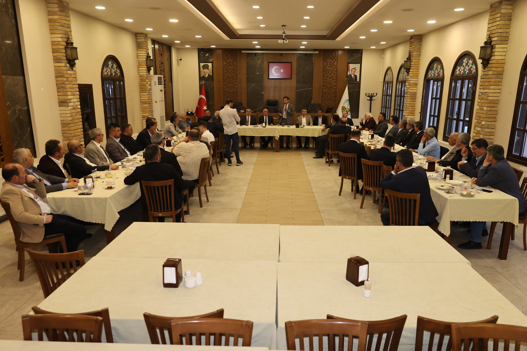 BAŞKAN YAZICIOĞLU, MAHALLE MUHTARLARI İLE İLK TOPLANTISINI GERÇEKLEŞTİRDİ - Görsel 5