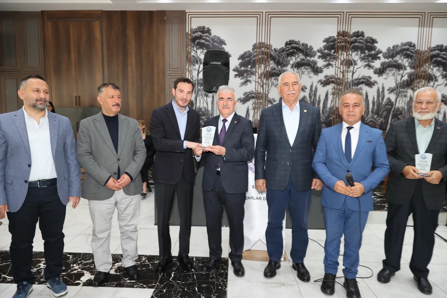 BAŞKAN YAZICIOĞLU: “HERKESİN İLK ŞİİRİ ANNESİ İÇİNDİR” - Görsel 3