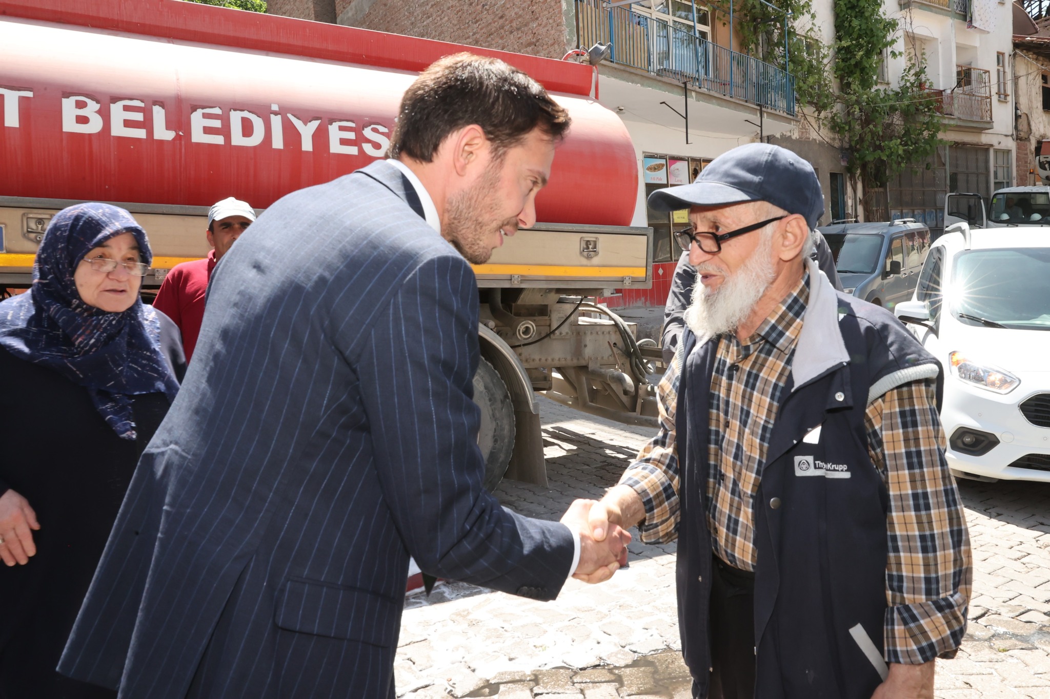 BAŞKAN YAZICIOĞLU: “DEĞİŞİMLE BİRLİKTE TOKAT BELEDİYESİ HER YERDE” - Görsel 1