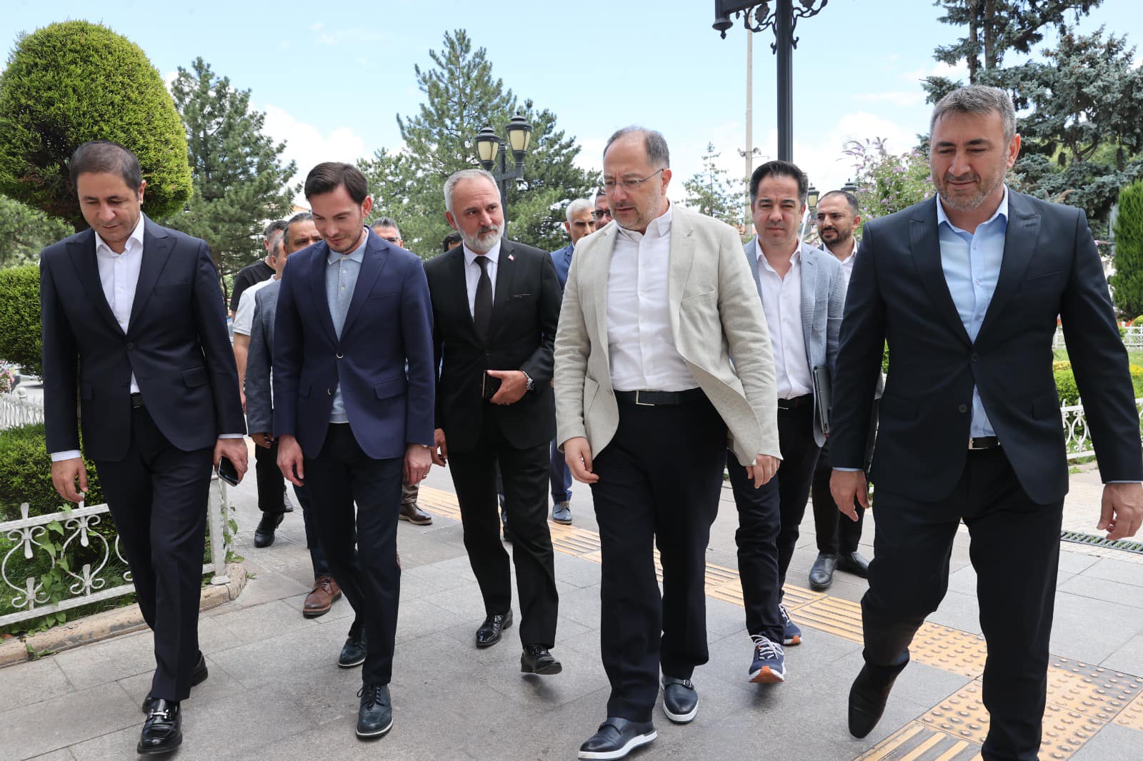 BAŞKAN YAZICIOĞLU: “TOKAT’TA KENTSEL DÖNÜŞÜM STARTINI VERDİK” - Görsel 2