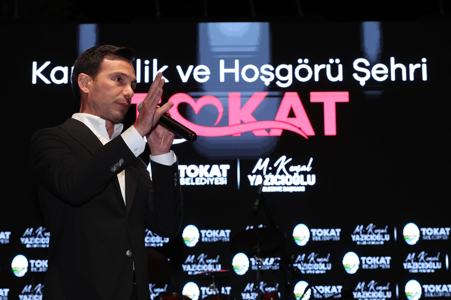 30 AĞUSTOS ZAFER BAYRAMI COŞKUSU GÖKHAN AKAR KONSERİYLE BAŞLADI - Görsel 16