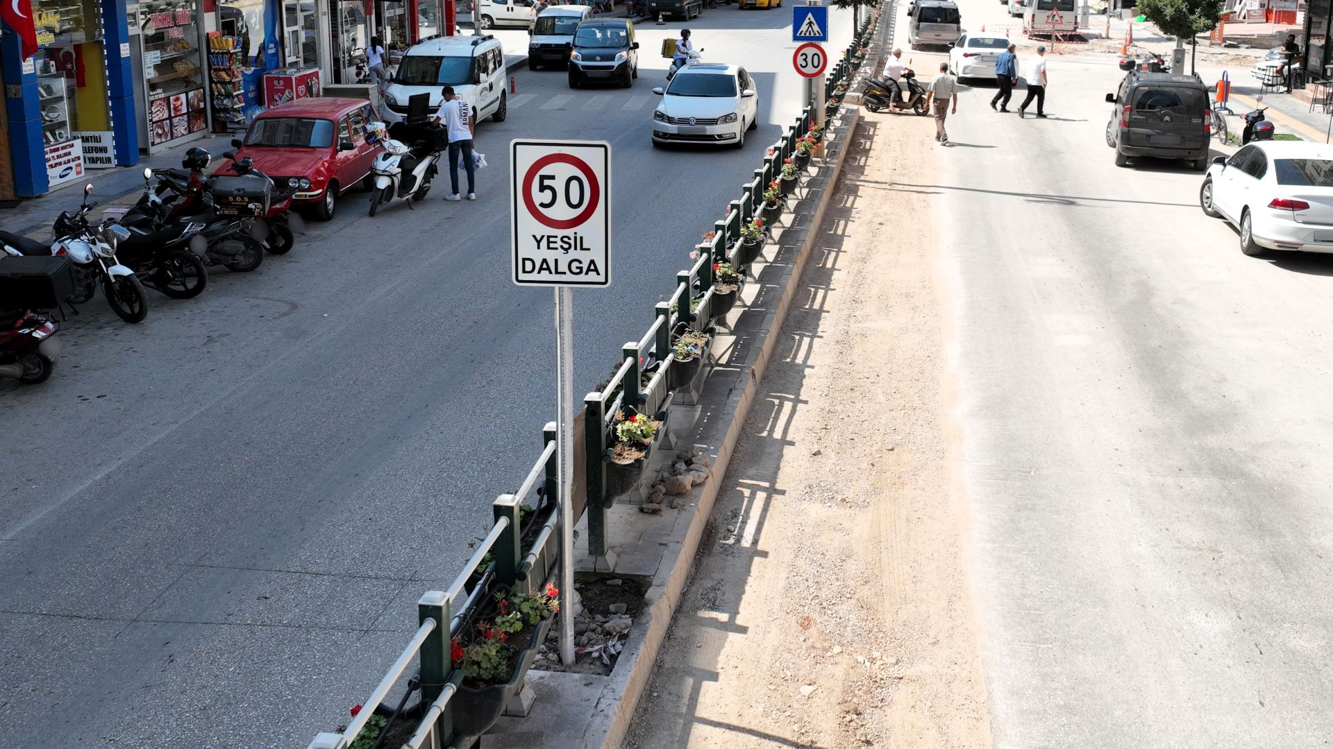TRAFİĞE ÇÖZÜM İÇİN İLK ADIM: YEŞİL DALGA UYGULAMASI HAYATA GEÇİYOR - Görsel 3