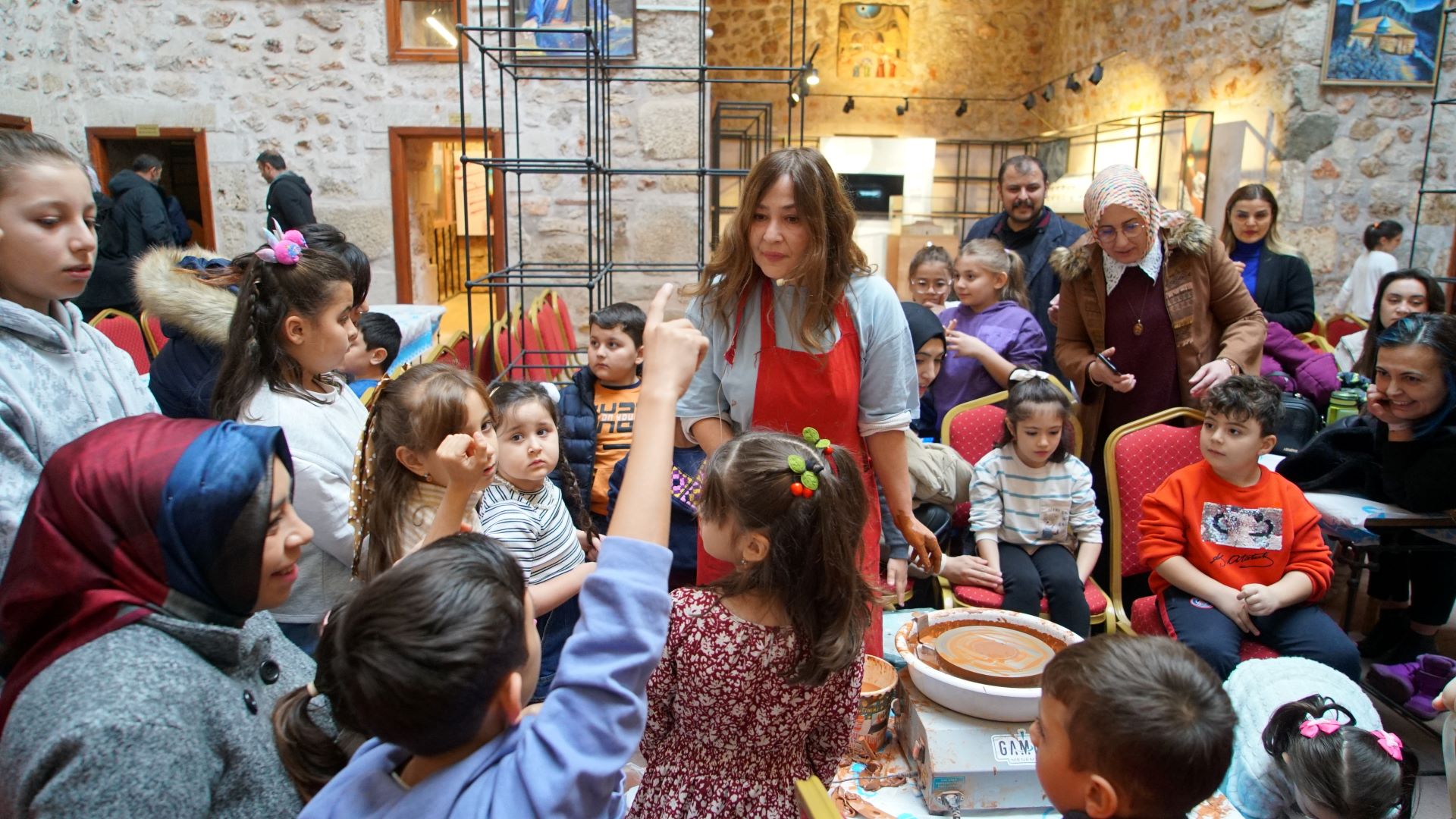 TOKAT BELEDİYESİ’NDEN ÇOCUKLAR İÇİN SANAT DOLU HAFTA SONU ETKİNLİKLERİ - Görsel 4
