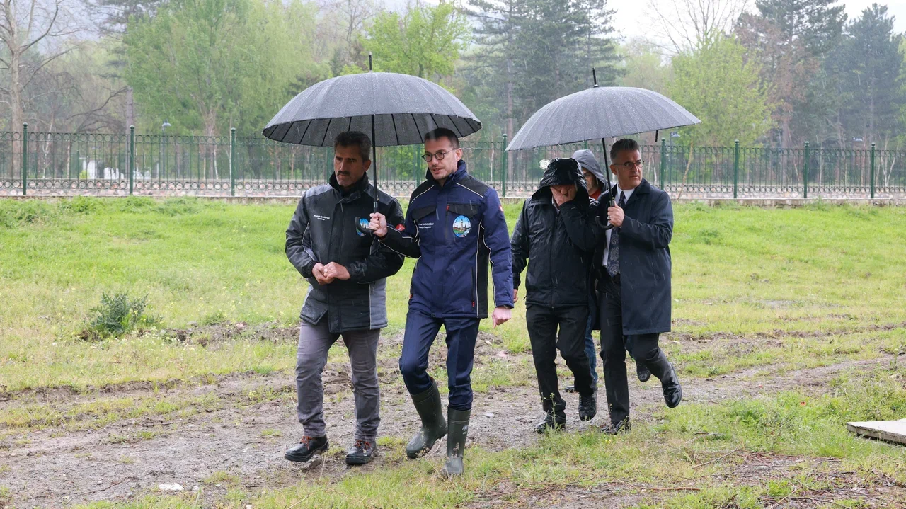 GÜMENEKTE YENİ MESİRE ALANLARI YAZ AYLARINA HAZIRLANIYOR