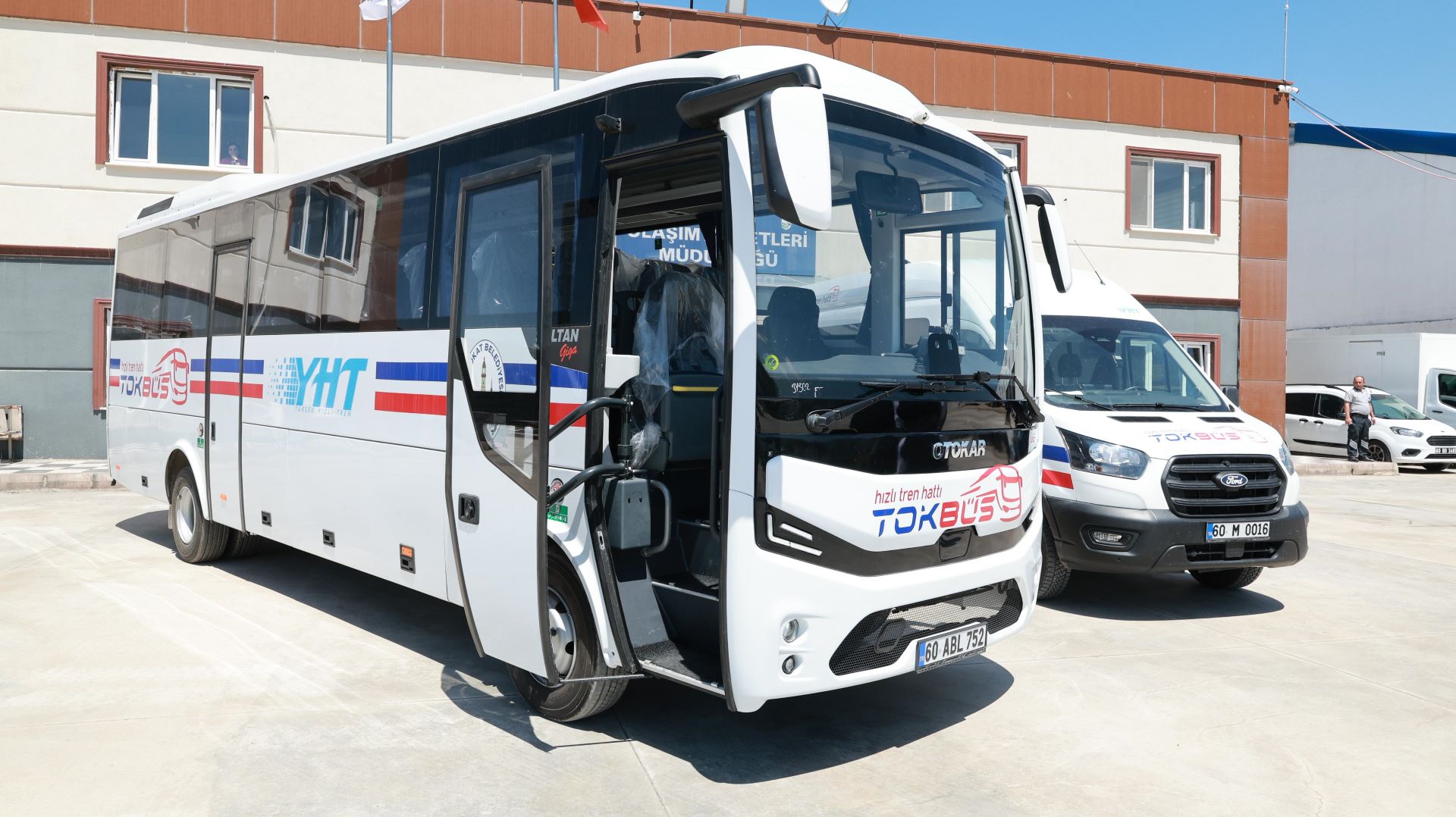 TOKAT BELEDİYESİ BÜNYESİNE KAZANDIRILAN 2 ADET 39+1 YENİ TOKBÜSLER HİZMET VERMEYE BAŞLADI - Görsel 4