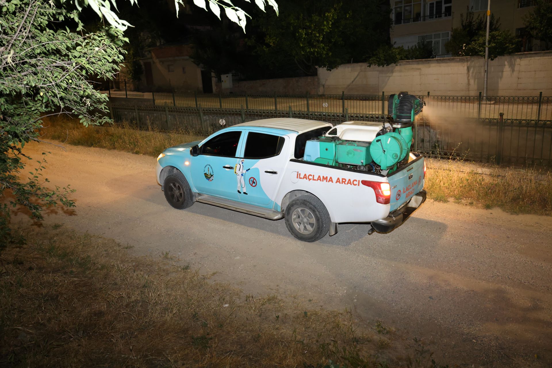 Veteriner İşleri Müdürlüğü’nden Gece Boyu İlaçlama Seferberliği - Görsel 8