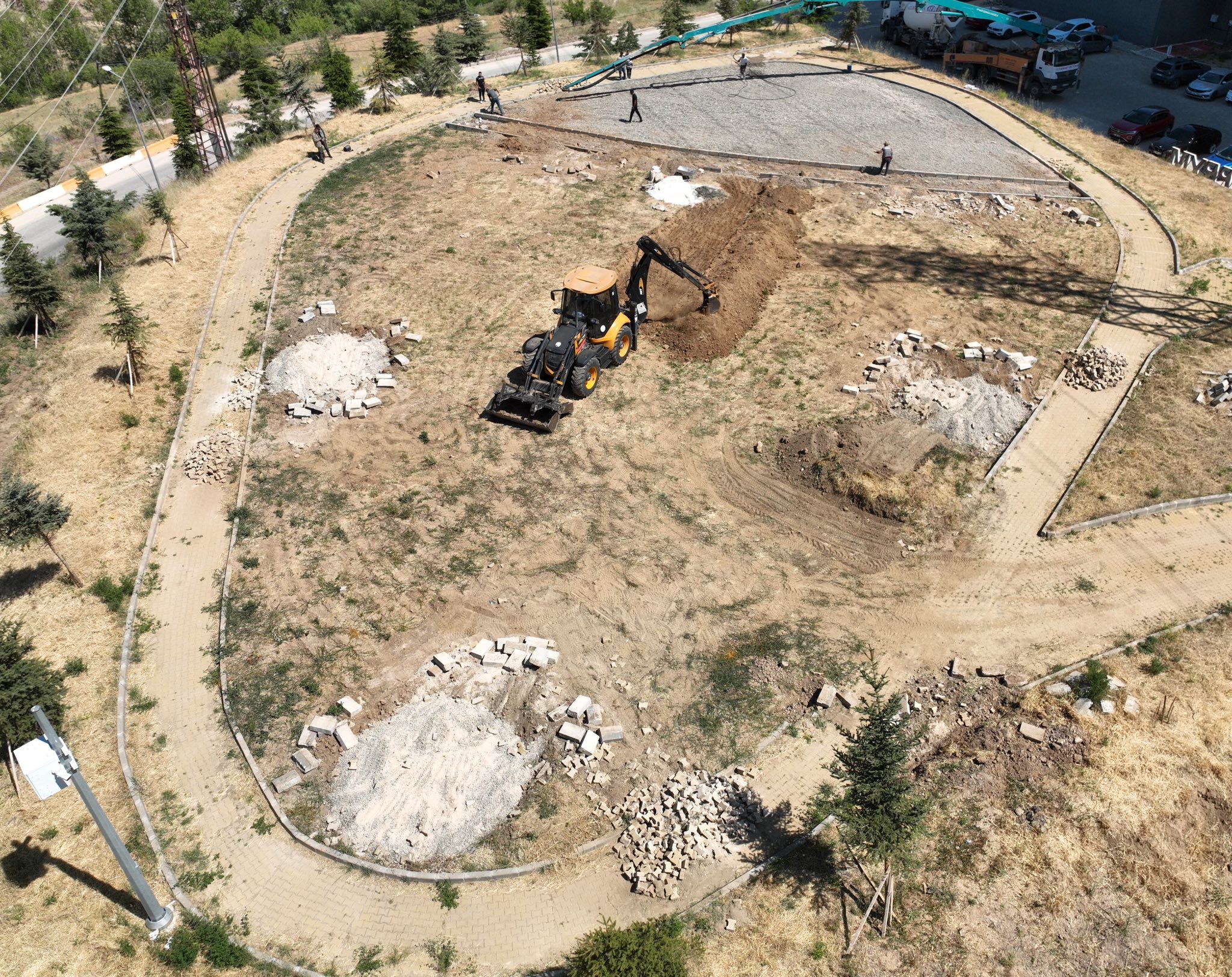 TOPÇAM MAHALLESİ YAZICIOĞLU BÖLGESİNE YENİ PARK ALANI YAPILIYOR - Görsel 4