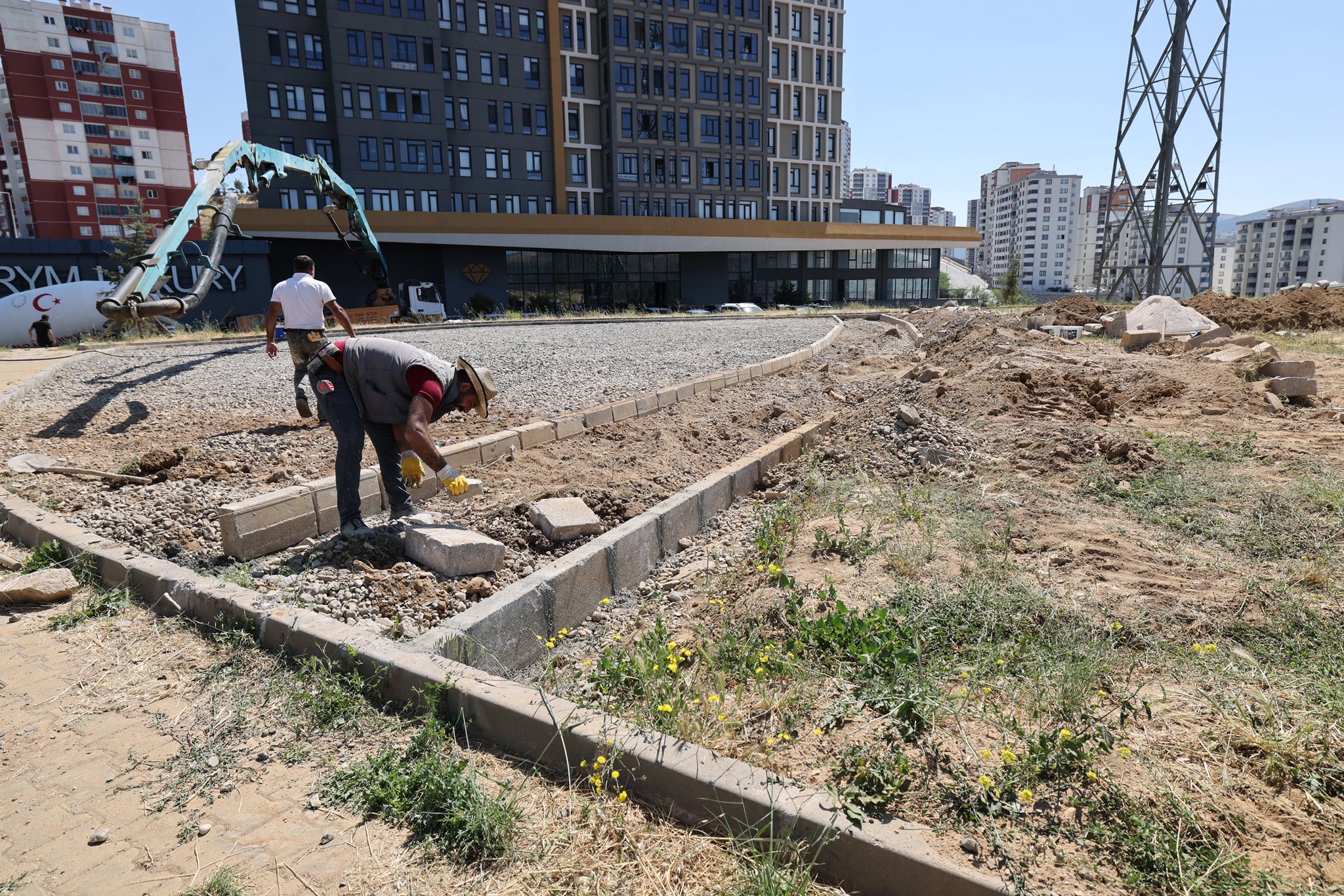 TOPÇAM MAHALLESİ YAZICIOĞLU BÖLGESİNE YENİ PARK ALANI YAPILIYOR - Görsel 7