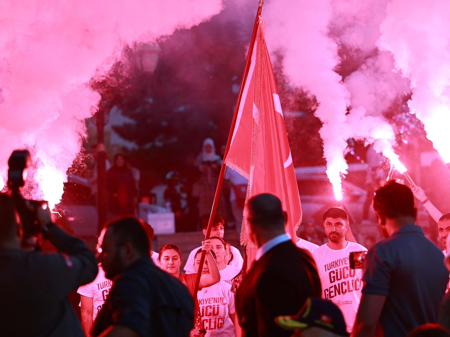 15 TEMMUZ RUHU MEYDANLARA SIĞMADI - Görsel 17