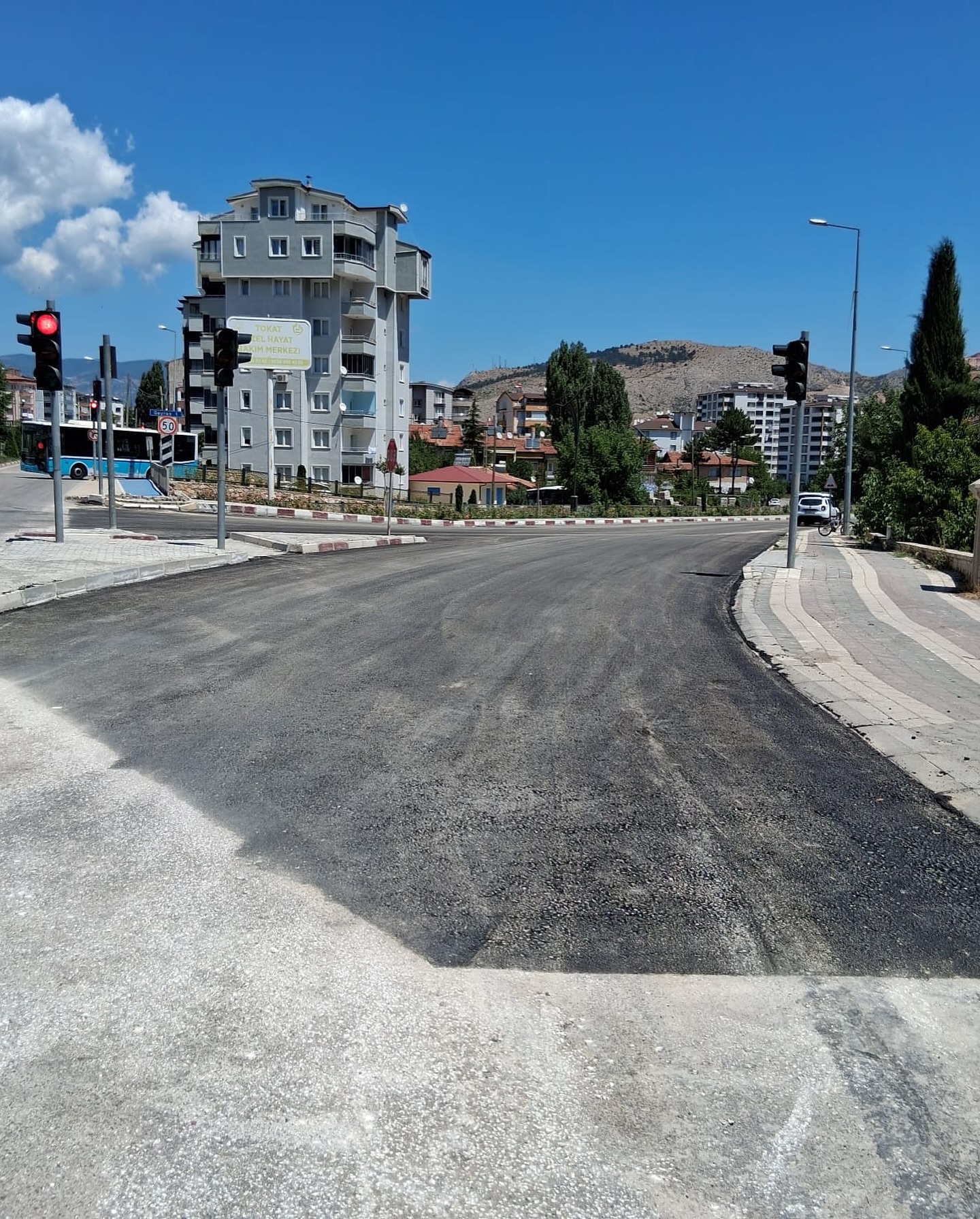 KEMER MAHALLESİ’NDE ASFALT VE KALDIRIM ÇALIŞMALARI TAMAMLANDI - Görsel 5