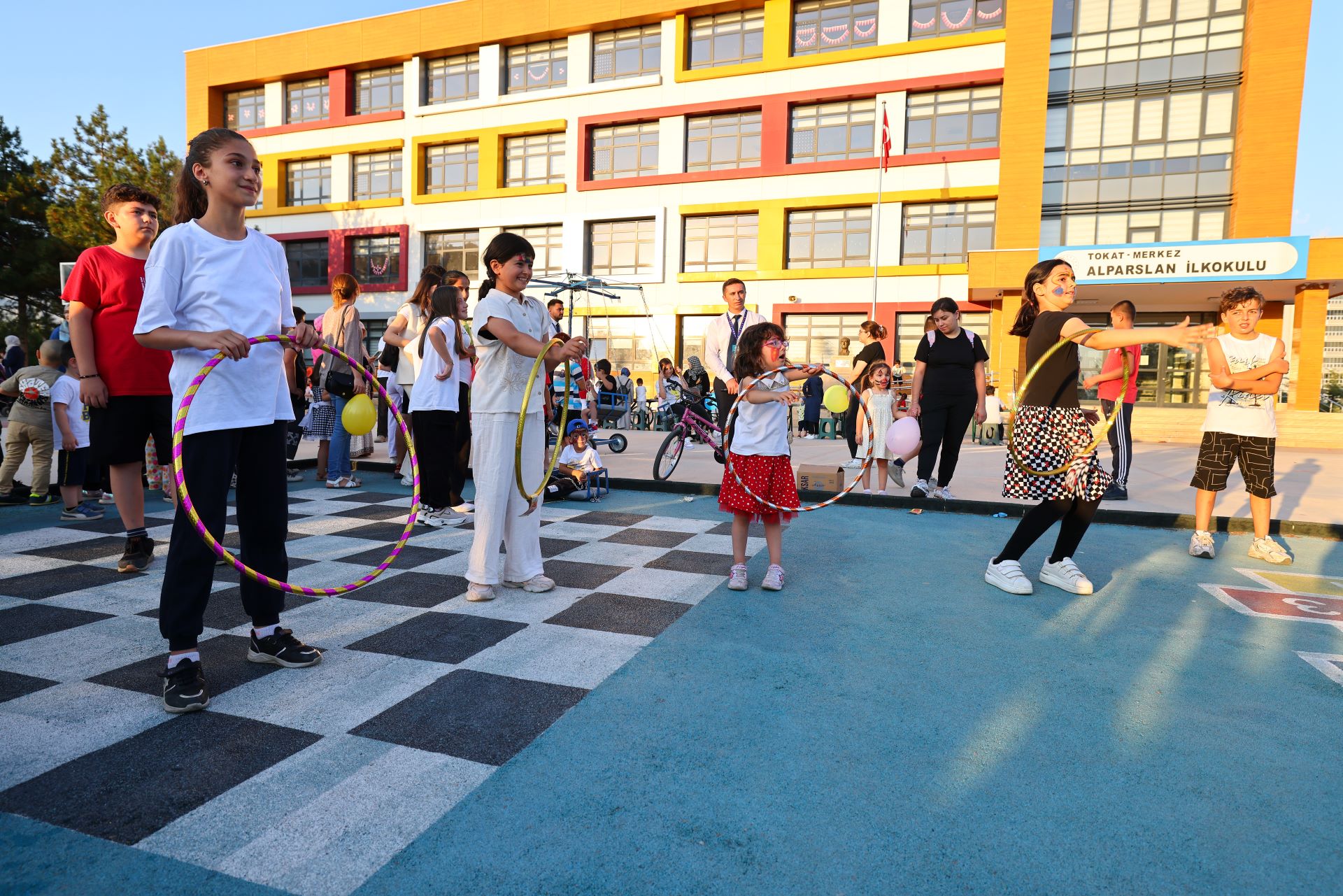 TOKAT BELEDİYESİ MAHALLE ŞENLİKLERİ 31 AĞUSTOS’A KADAR DEVAM EDECEK - Görsel 5
