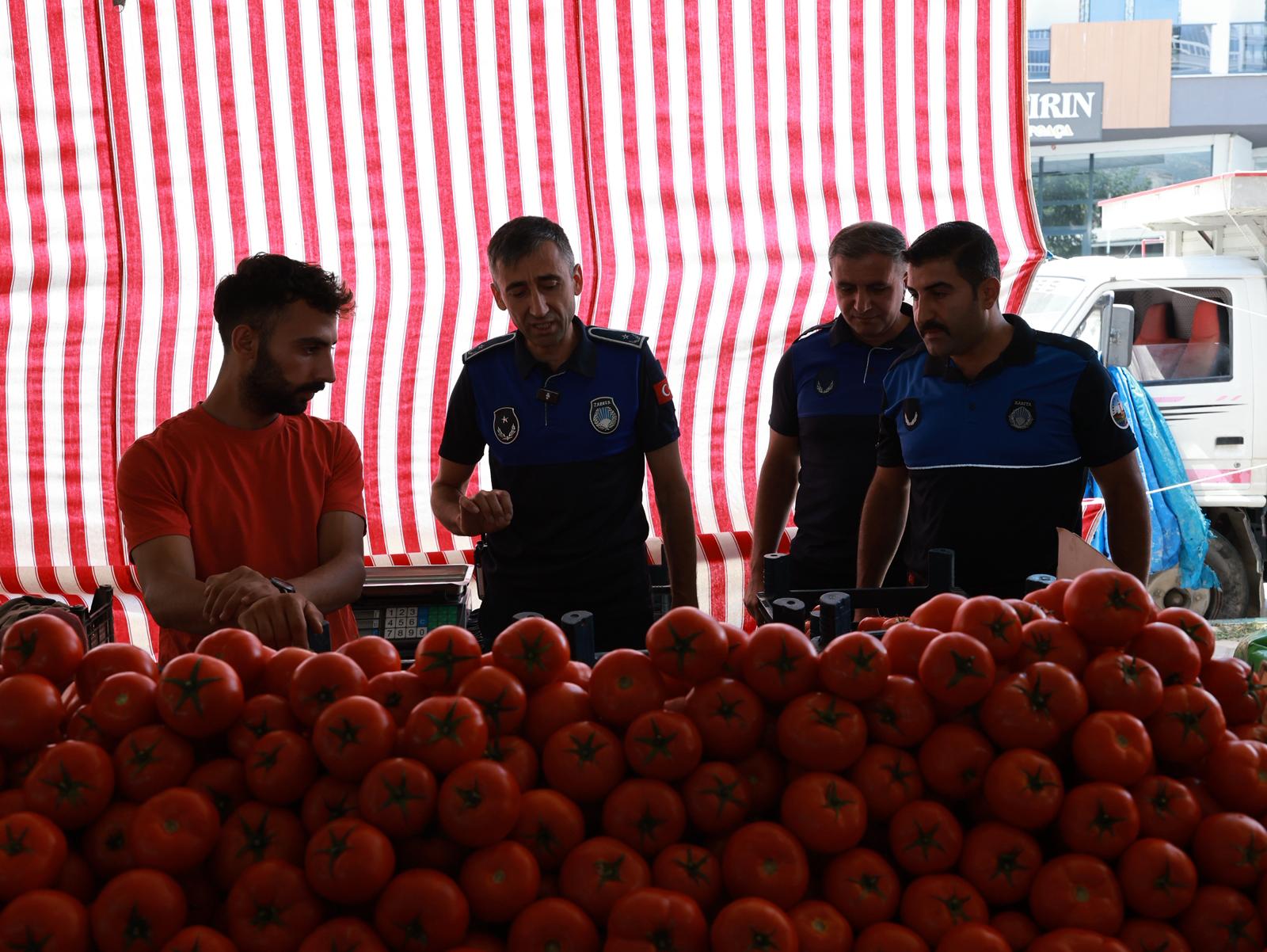 Kapalı Pazar Yeri’nde Sıkı Denetim - Görsel 3