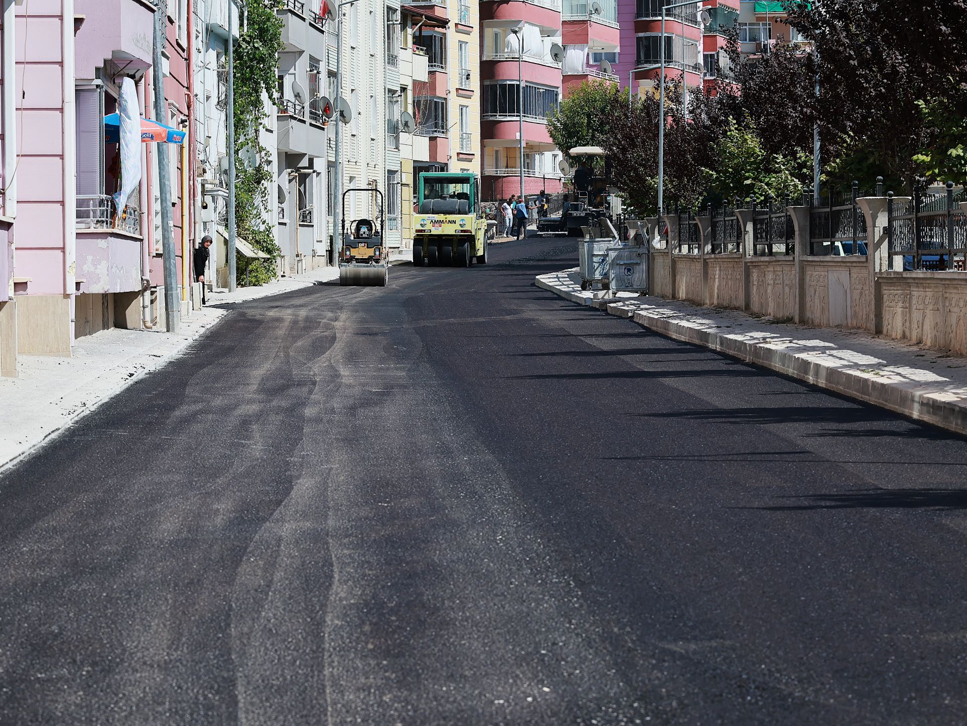 MAHMUTPAŞA MAHALLESİ’NDE ASFALT ÇALIŞMALARI TAMAMLANDI - Görsel 1