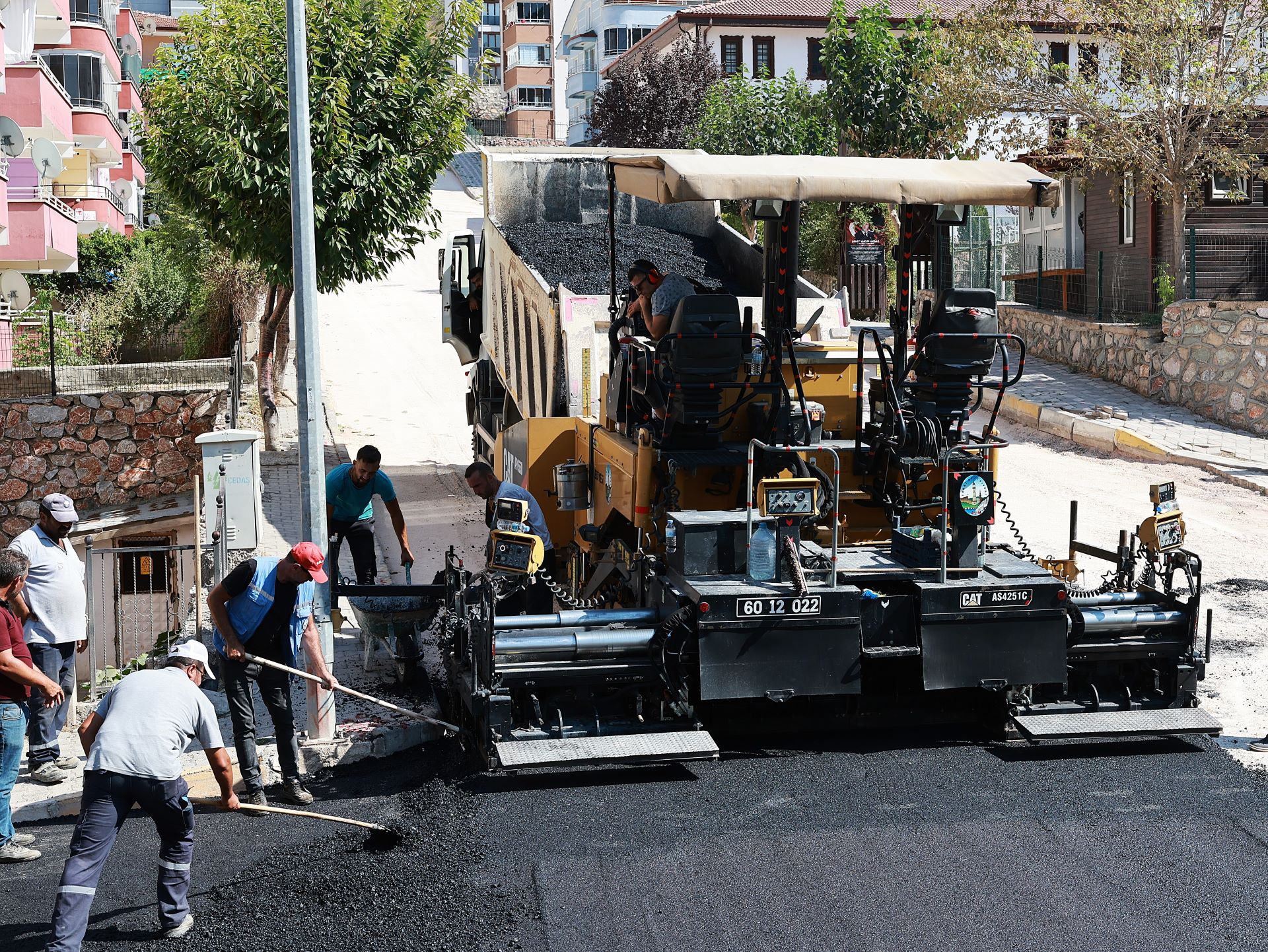 MAHMUTPAŞA MAHALLESİ’NDE ASFALT ÇALIŞMALARI TAMAMLANDI - Görsel 7