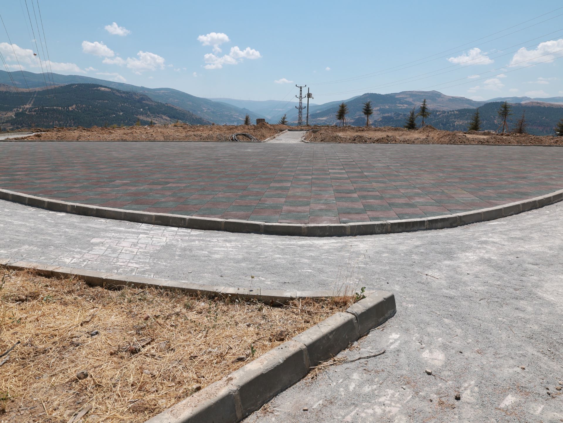 TOPÇAM MAHALLESİ’NE 10 YENİ PARK VE 40 DÖNÜMLÜK MESİRE ALANI - Görsel 6