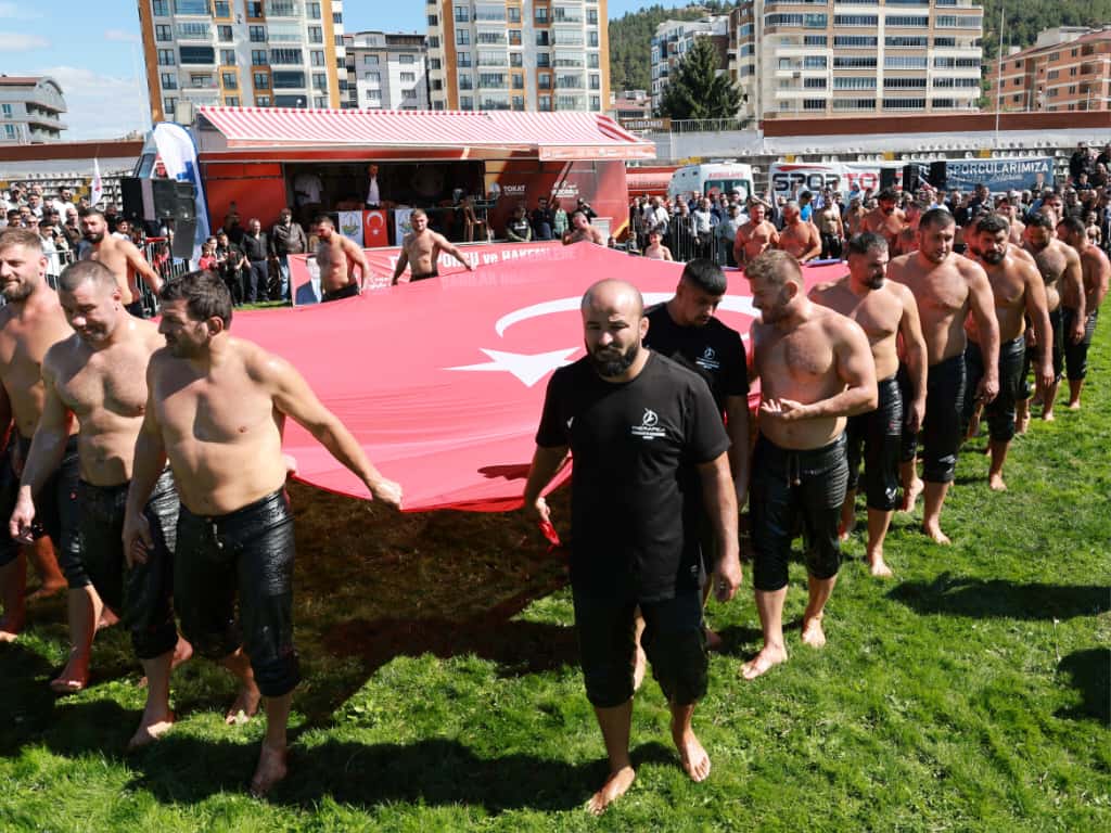 TOKAT BELEDİYESİ 1. ALİ YÜCEL YAĞLI PEHLİVAN GÜREŞLERİ TAMAMLANDI - Görsel 18