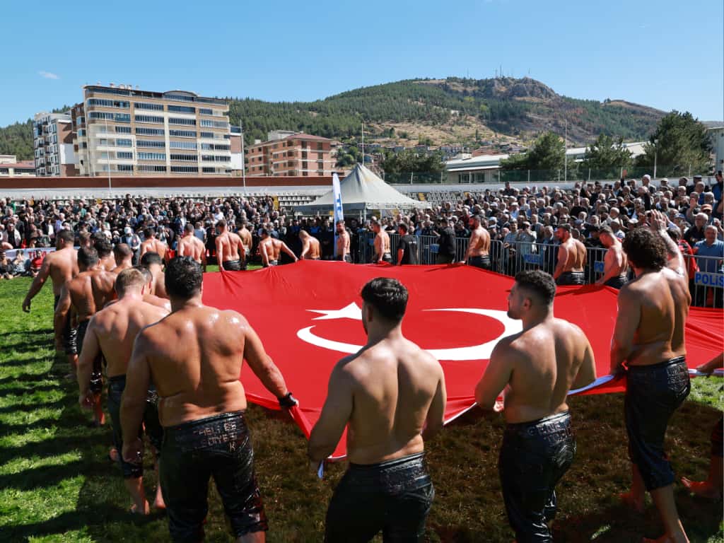 TOKAT BELEDİYESİ 1. ALİ YÜCEL YAĞLI PEHLİVAN GÜREŞLERİ TAMAMLANDI - Görsel 19