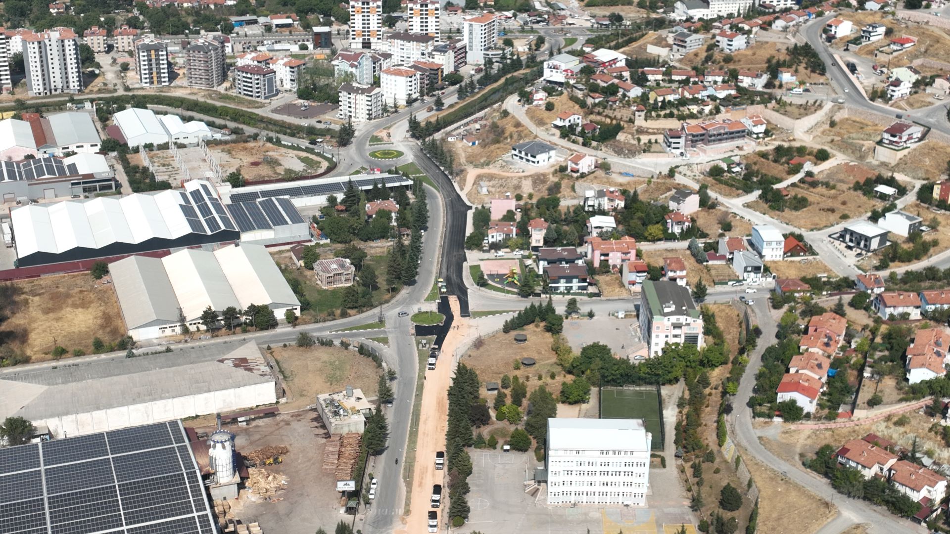 DENİZLİ CADDESİ BAŞTAN SONA YENİLENDİ - Görsel 5