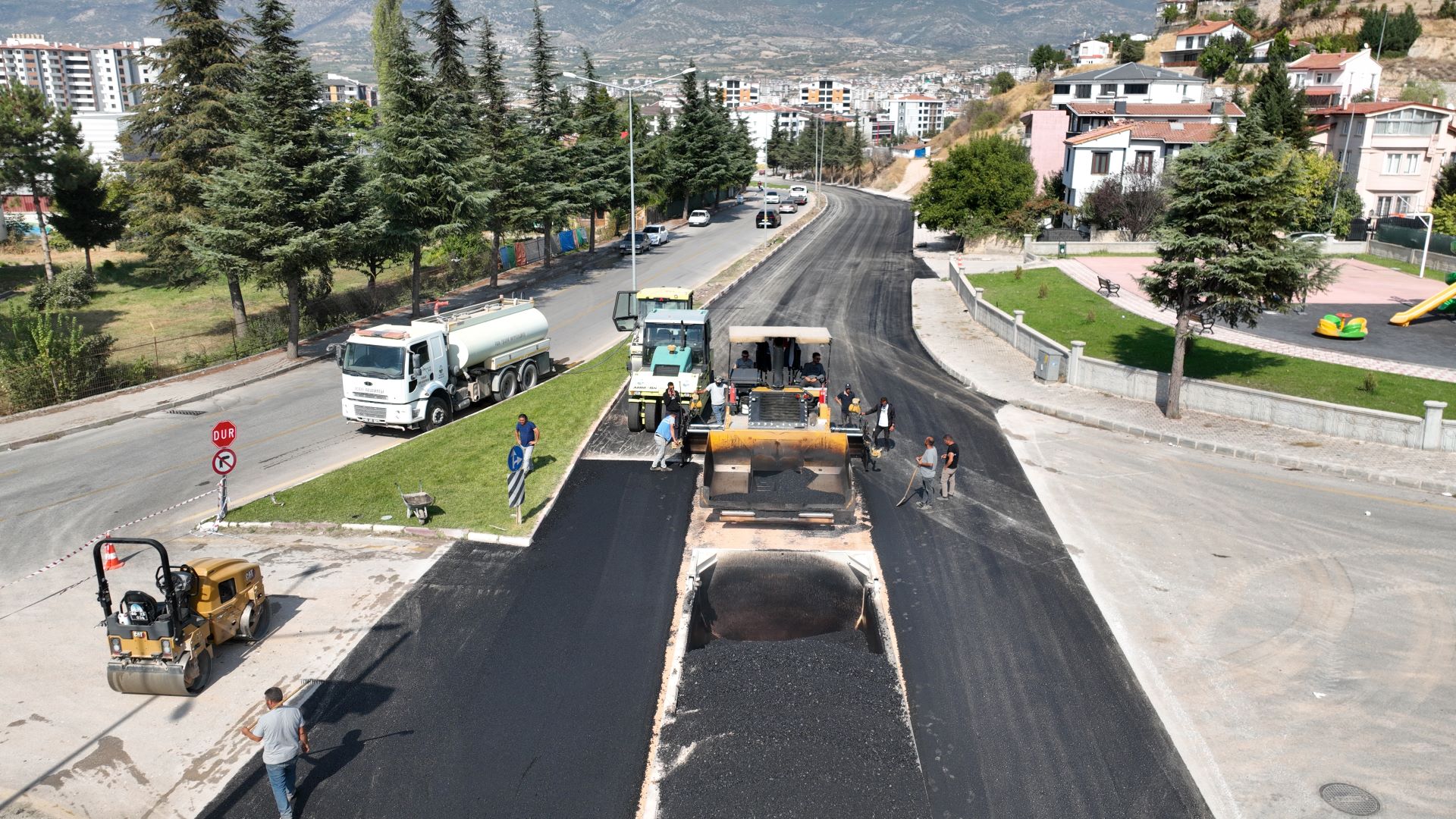 DENİZLİ CADDESİ BAŞTAN SONA YENİLENDİ - Görsel 6