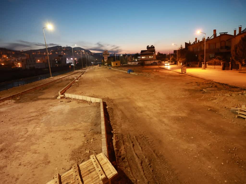 BAŞKAN YAZICIOĞLU, ÇALIŞMA ALANLARINI GECE GÜNDÜZ DEMEDEN YERİNDE İNCELİYOR - Görsel 3