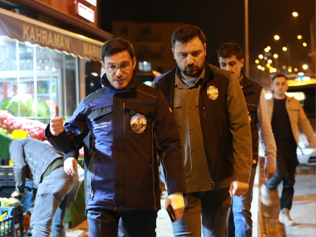 BAŞKAN YAZICIOĞLU, ÇALIŞMA ALANLARINI GECE GÜNDÜZ DEMEDEN YERİNDE İNCELİYOR - Görsel 11