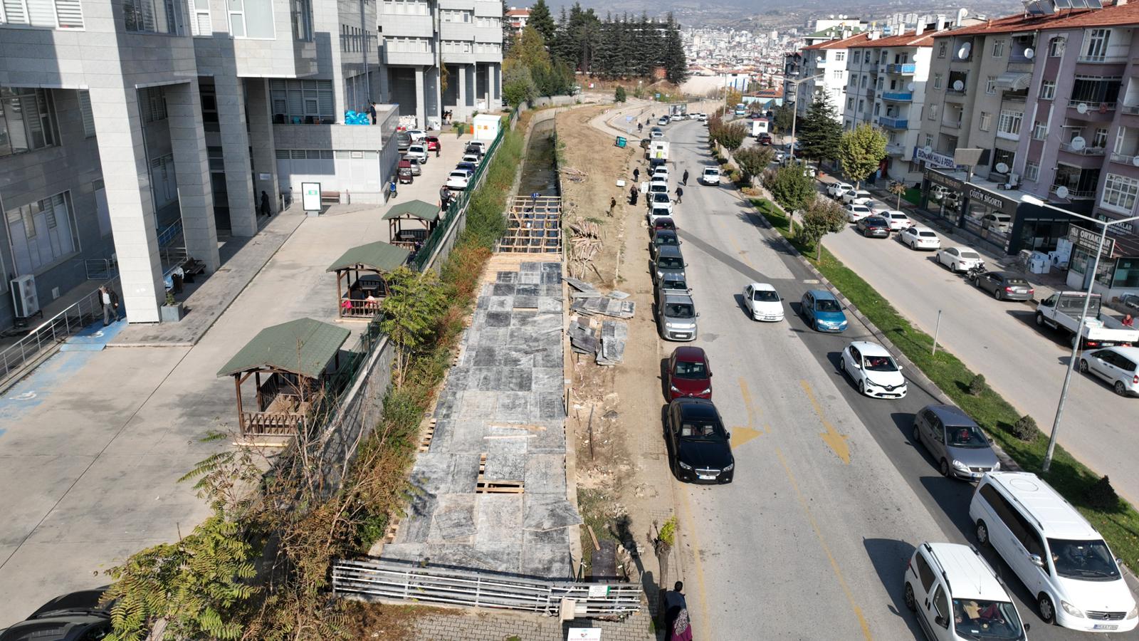 TOKAT BELEDİYESİ, ÜNİVERSİTE HASTANESİNİN OTOPARK SORUNUNU ÇÖZÜYOR - Görsel 8