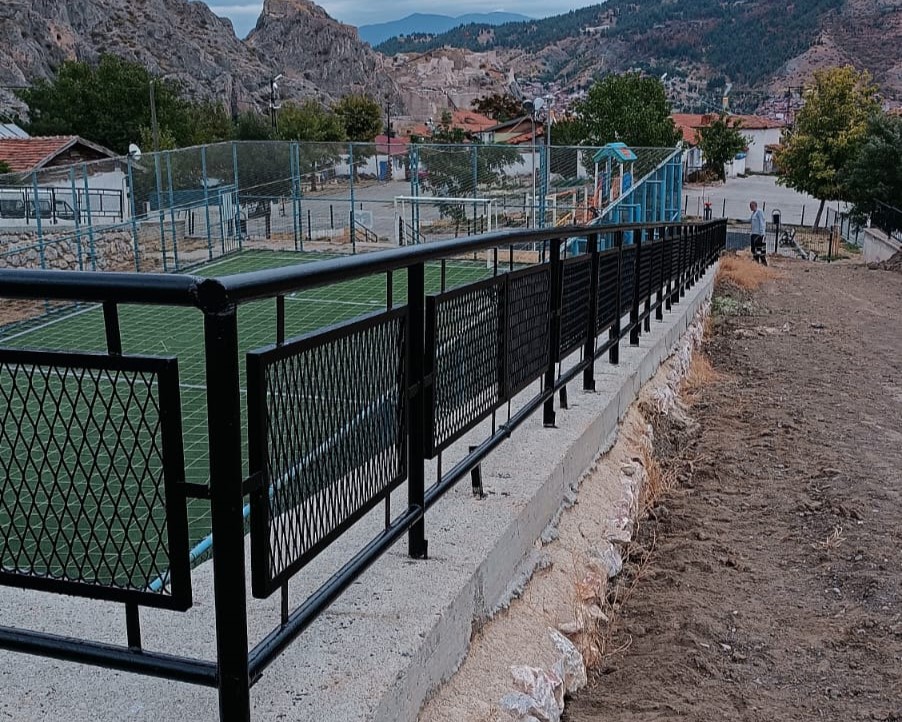 TOKAT BELEDİYESİ’NDEN ŞEHİR GENELİNDE GÜVENLİ ULAŞIM ATAĞI - Görsel 1