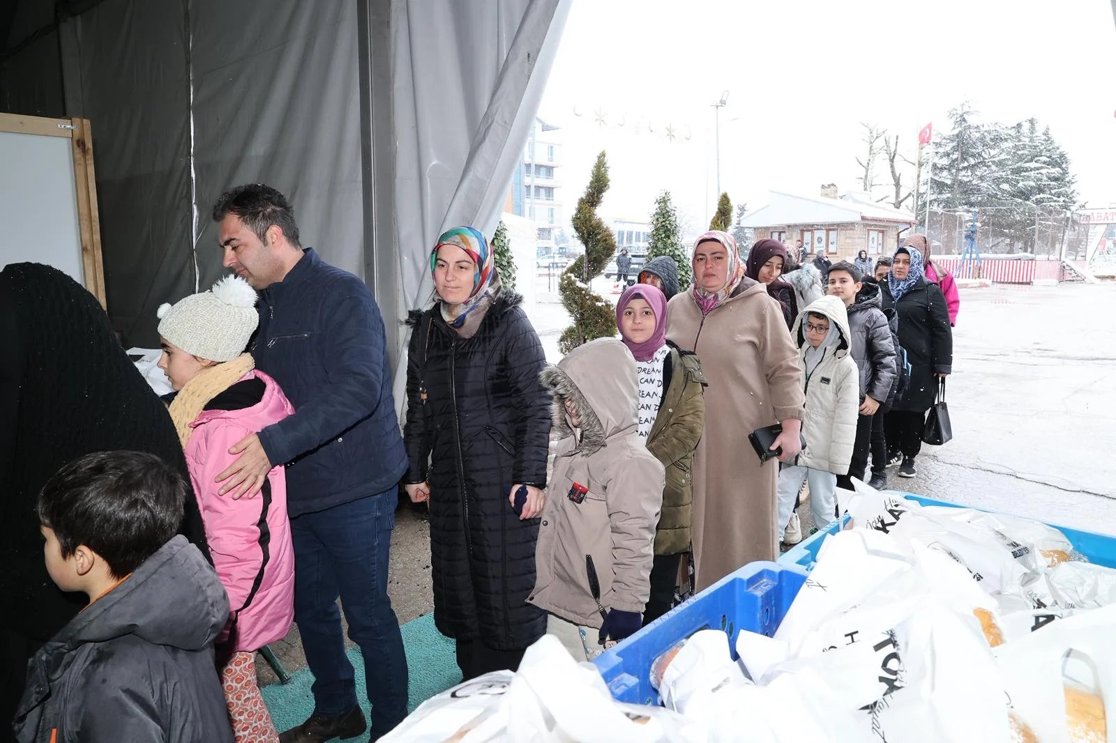 RAMAZAN’IN EN NEŞELİ İFTARI: TEKNE ORUCUM'A YÜZLERCE ÇOCUK KATILDI - Görsel 8