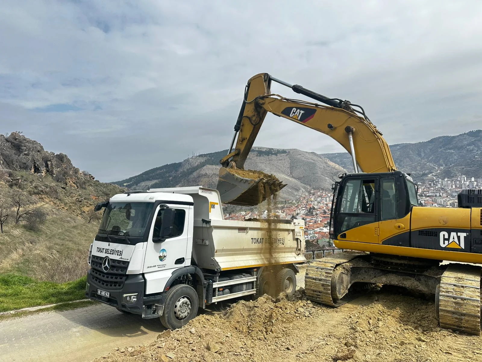 TOKAT BELEDİYESİ ÇALIŞMALARINA HIZ KESMEDEN DEVAM EDİYOR - Görsel 7