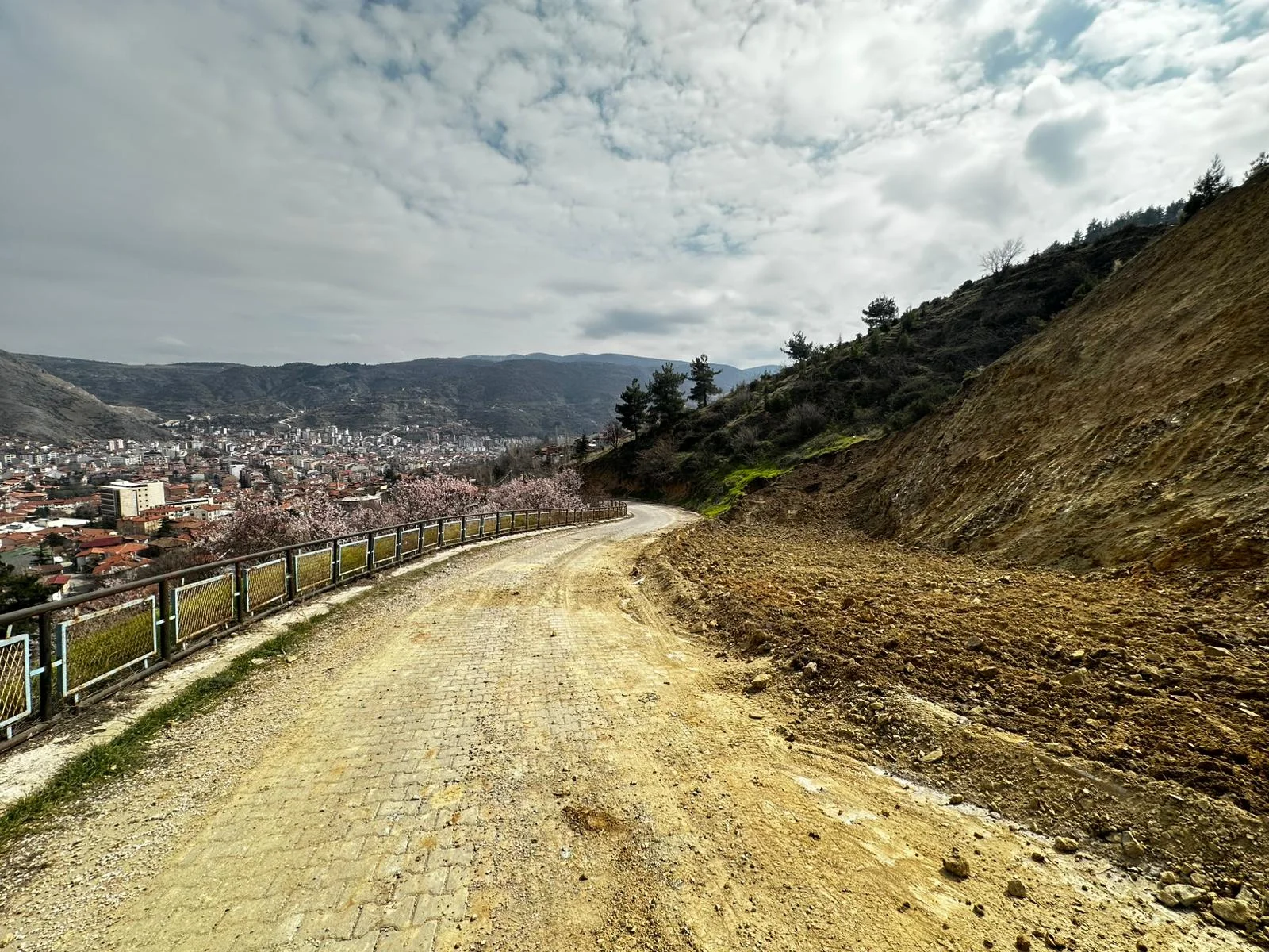 TOKAT BELEDİYESİ ÇALIŞMALARINA HIZ KESMEDEN DEVAM EDİYOR - Görsel 10