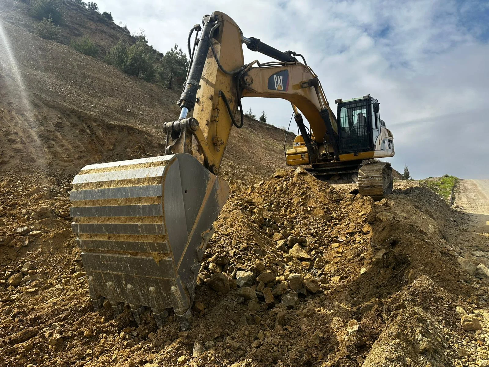 TOKAT BELEDİYESİ ÇALIŞMALARINA HIZ KESMEDEN DEVAM EDİYOR - Görsel 9