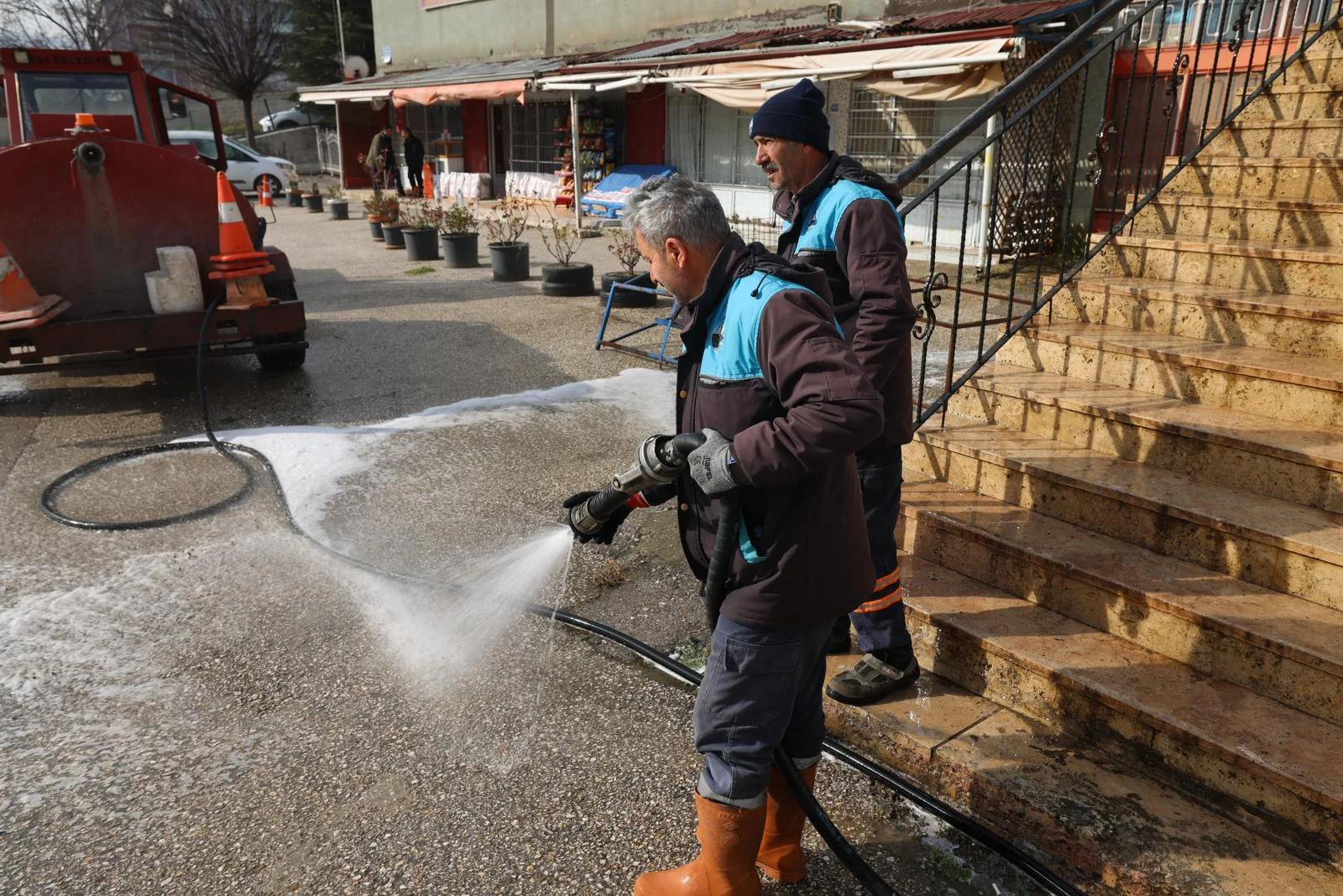 TOKAT BELEDİYESİ’NDEN BAYRAM ÖNCESİ CAMİLERDE KAPSAMLI TEMİZLİK - Görsel 4