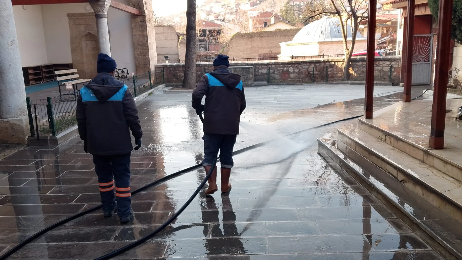 TOKAT BELEDİYESİ’NDEN BAYRAM ÖNCESİ CAMİLERDE KAPSAMLI TEMİZLİK - Görsel 10