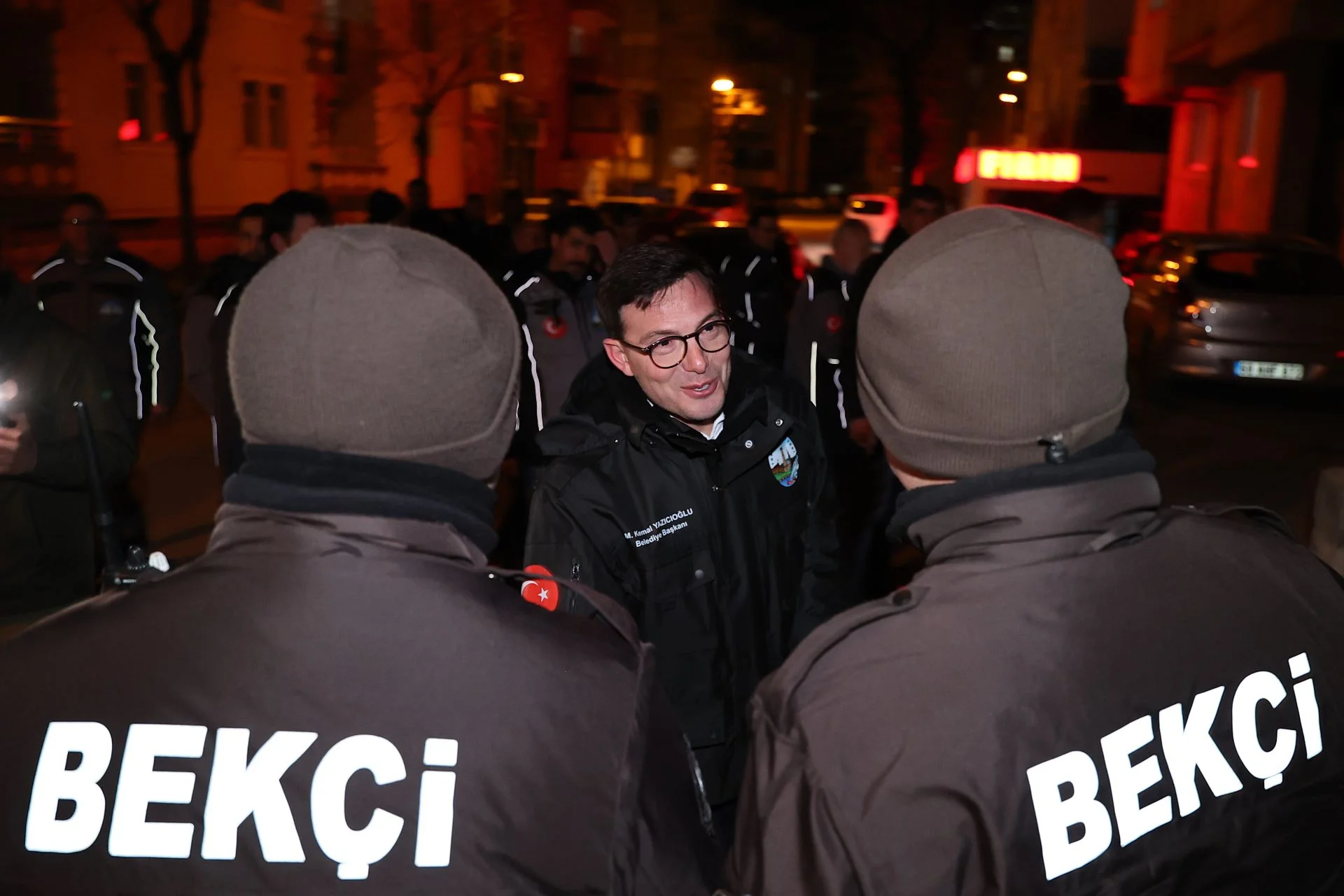 BAŞKAN YAZICIOĞLU’NDAN GECE MESAİSİ: SAHADA YÖNETİM ANLAYIŞI SÜRÜYOR - Görsel 5