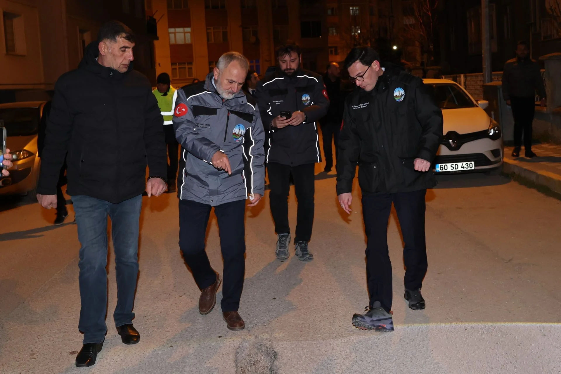 BAŞKAN YAZICIOĞLU’NDAN GECE MESAİSİ: SAHADA YÖNETİM ANLAYIŞI SÜRÜYOR - Görsel 7