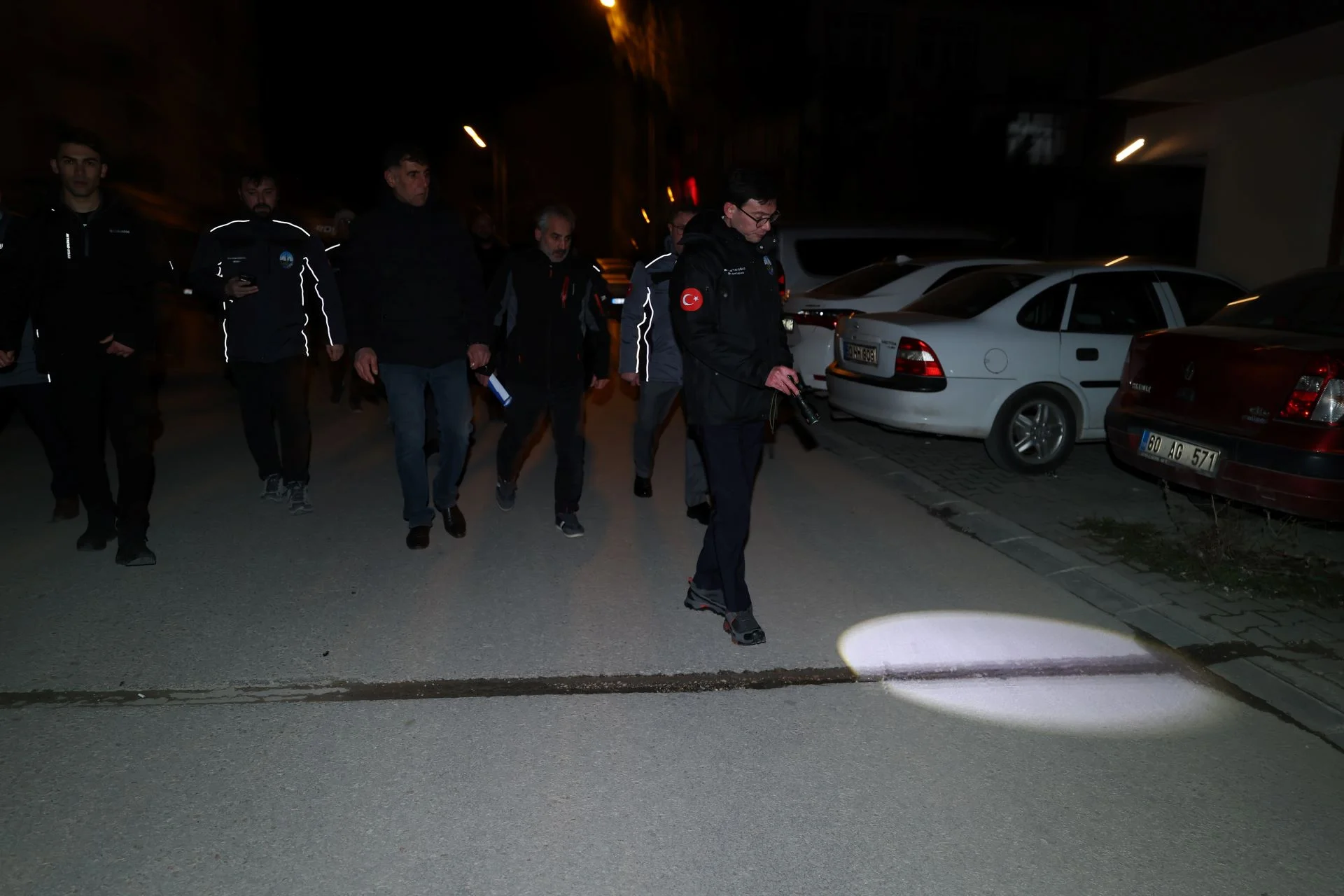 BAŞKAN YAZICIOĞLU’NDAN GECE MESAİSİ: SAHADA YÖNETİM ANLAYIŞI SÜRÜYOR - Görsel 13