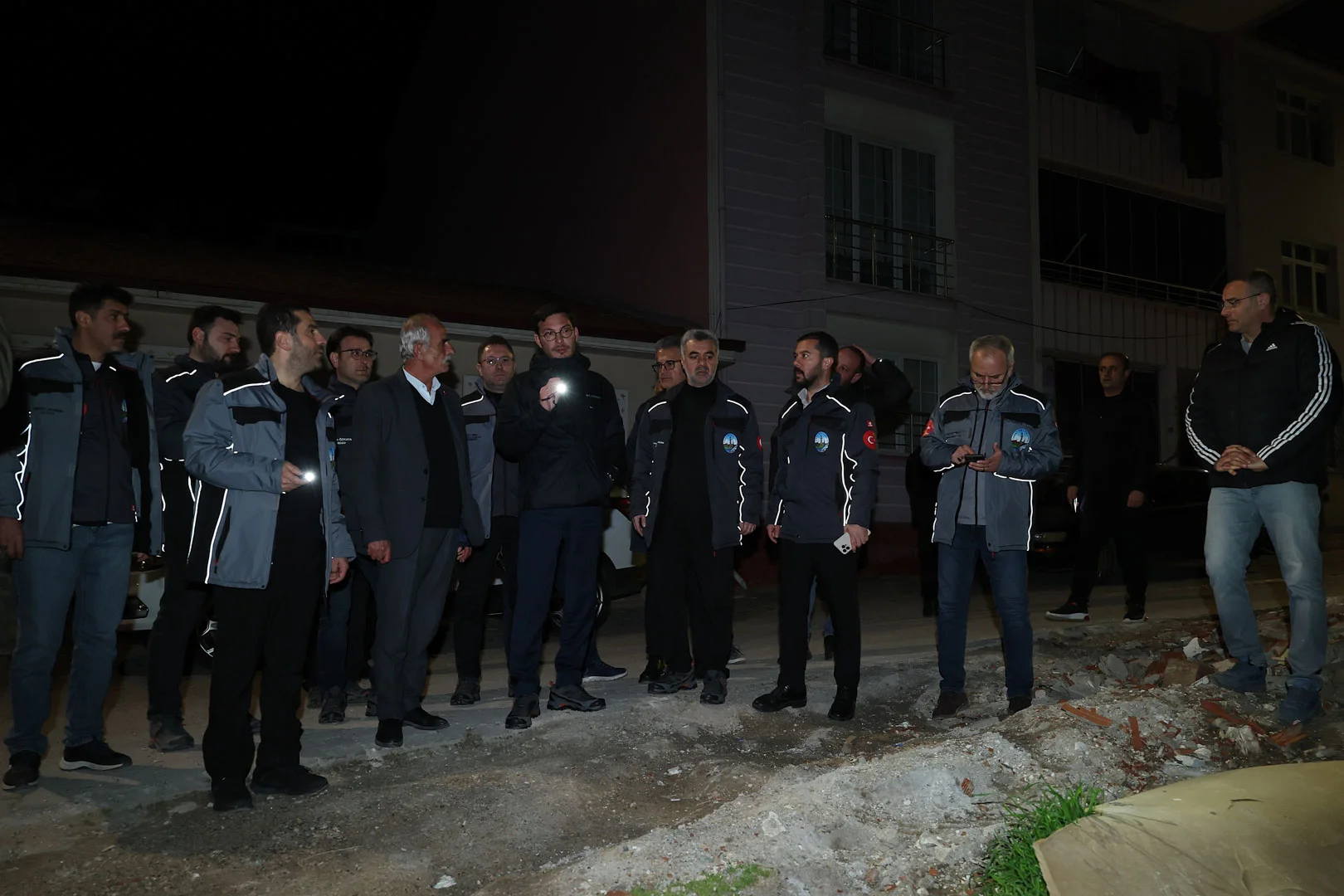 BAŞKAN YAZICIOĞLU DEVEGÖRMEZ MAHALLESİ’NDE TAM KADRO SAHADA - Görsel 10