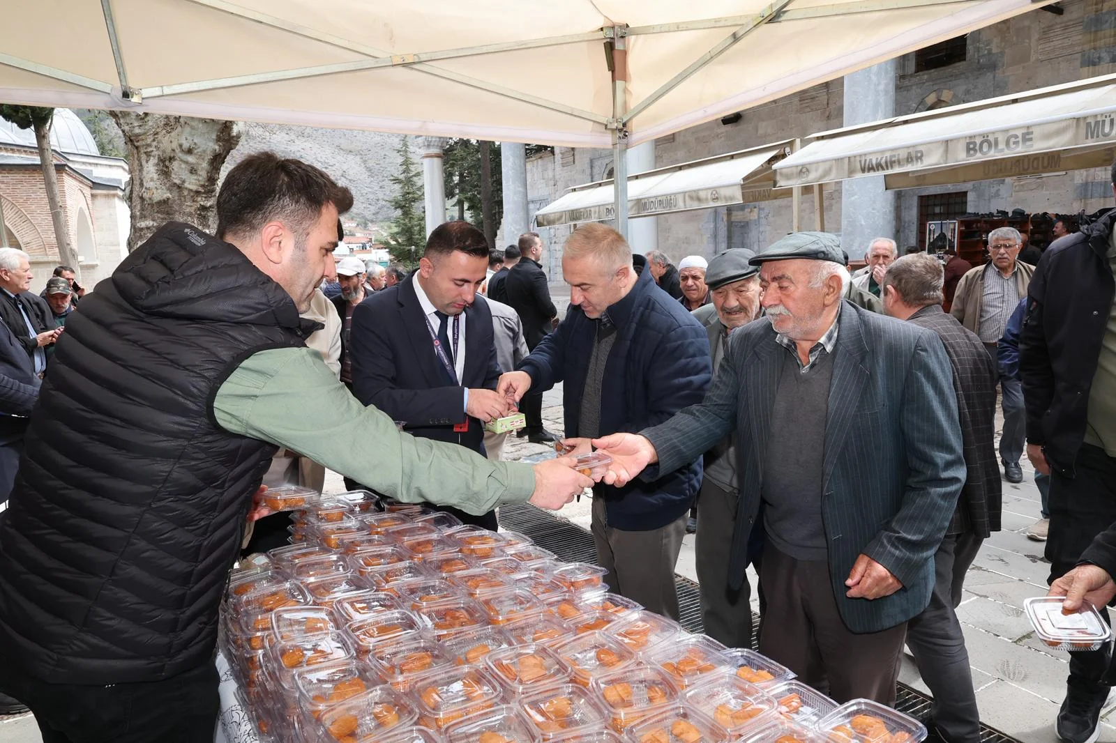 BAŞBUĞ ALPARSLAN TÜRKEŞ, TOKAT’TA DUALARLA ANILDI - Görsel 15