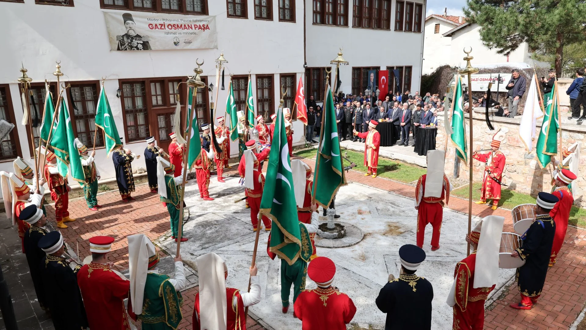 PLEVNE KAHRAMANI GAZİ OSMAN PAŞA TÖRENLE ANILDI