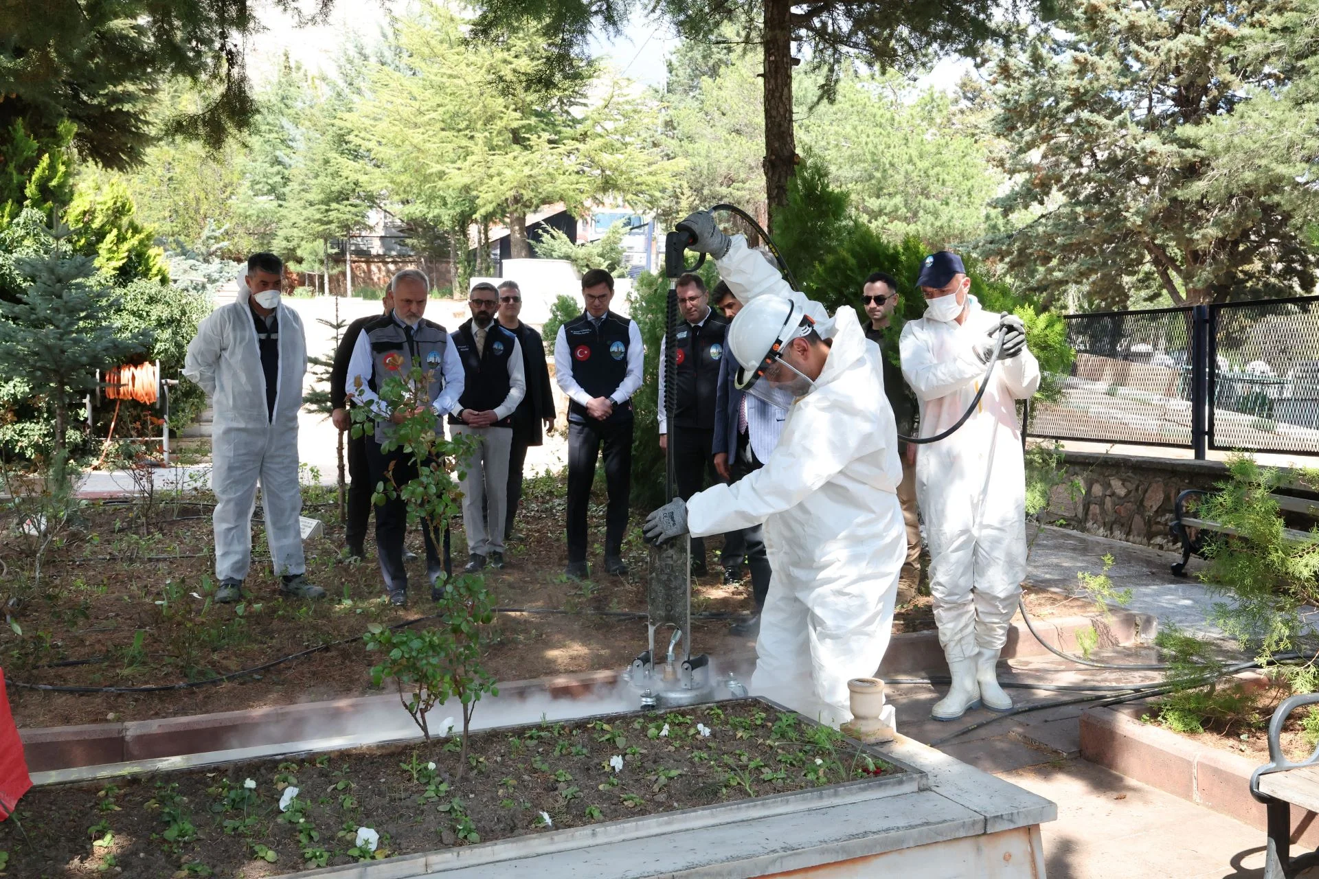 TEMİZLİKTE YENİ DÖNEM: JET YIKAMA ARACI SAHADA - Görsel 7