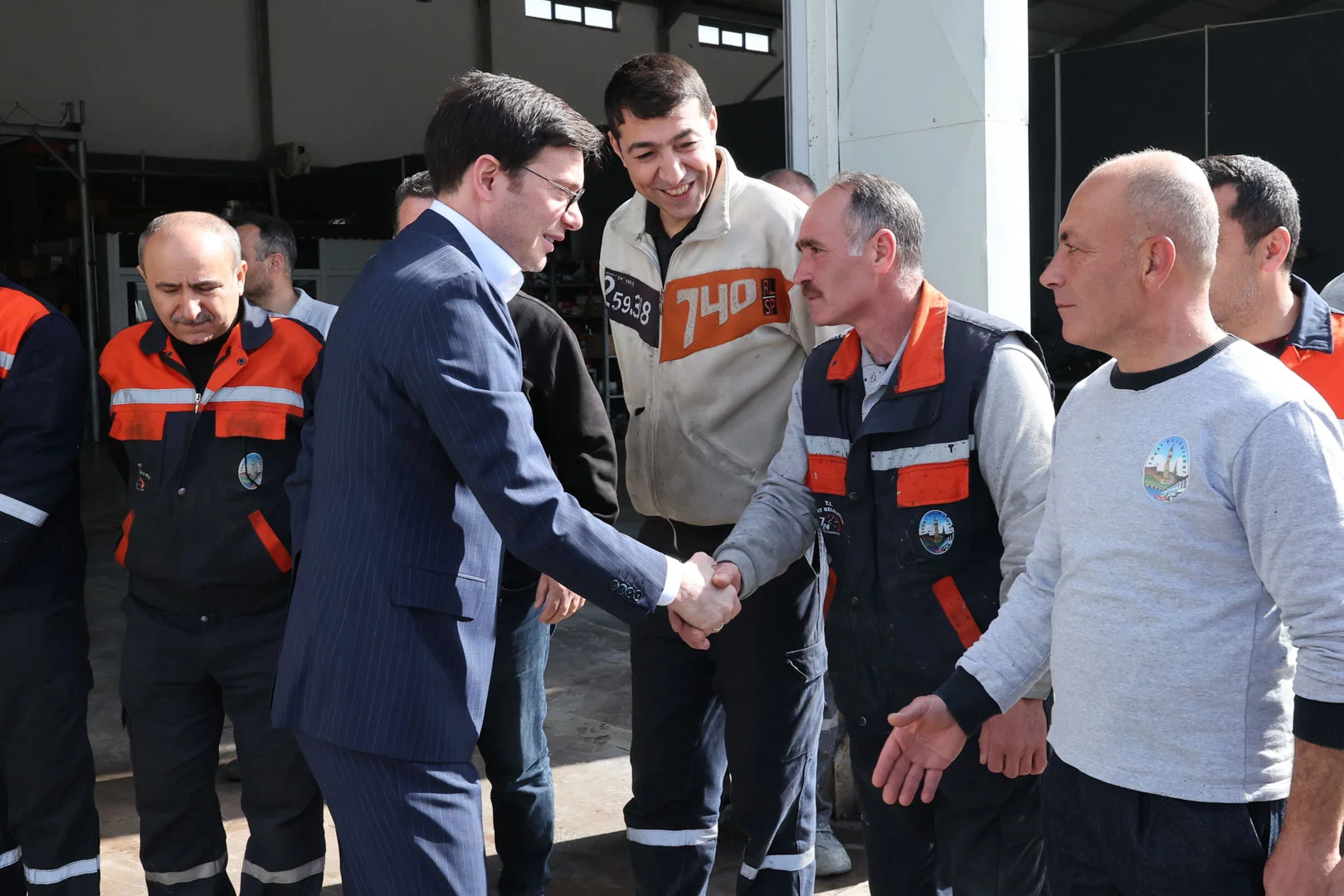 BAŞKAN YAZICIOĞLU, HAFTAYA PERSONELİYLE “BİSMİLLAH” DEDİ - Görsel 1