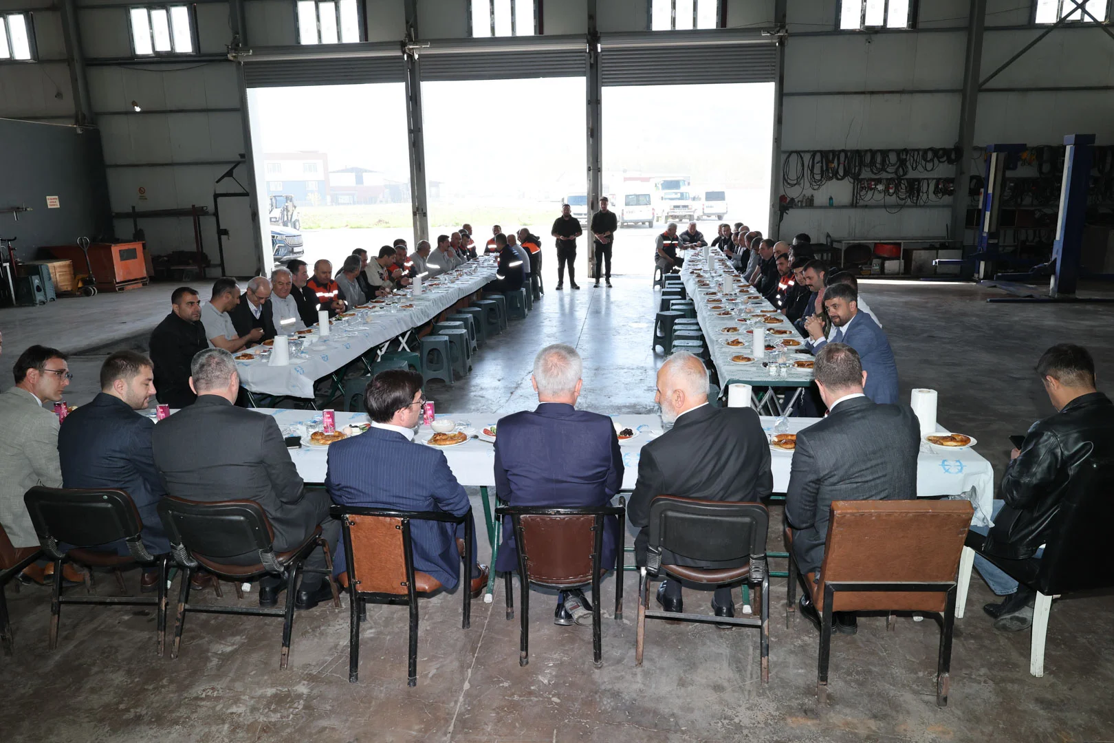 BAŞKAN YAZICIOĞLU, HAFTAYA PERSONELİYLE “BİSMİLLAH” DEDİ - Görsel 3