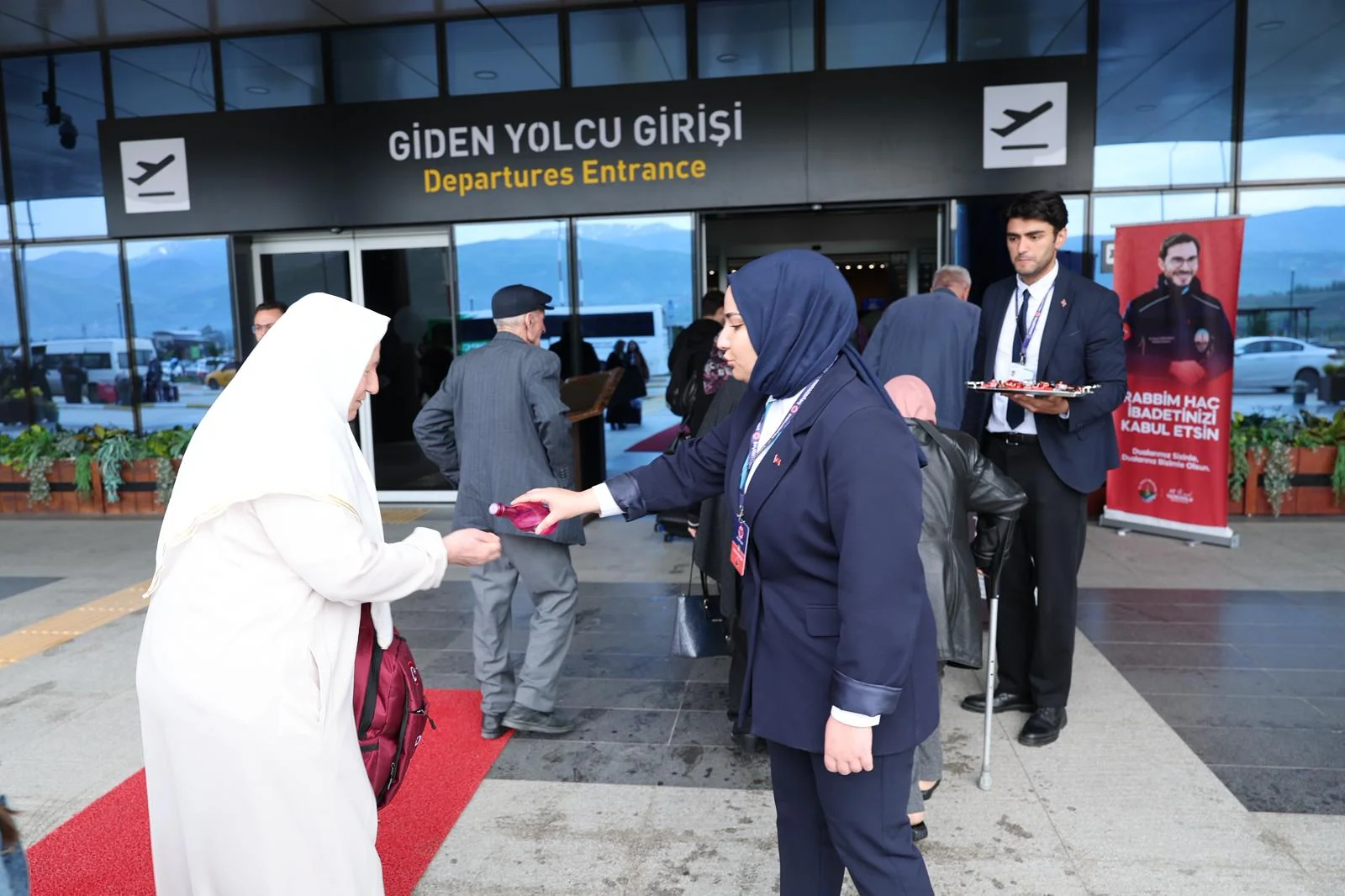 TOKAT BELEDİYESİ’NDEN HACI ADAYLARINA MANEVİ UĞURLAMA - Görsel 2