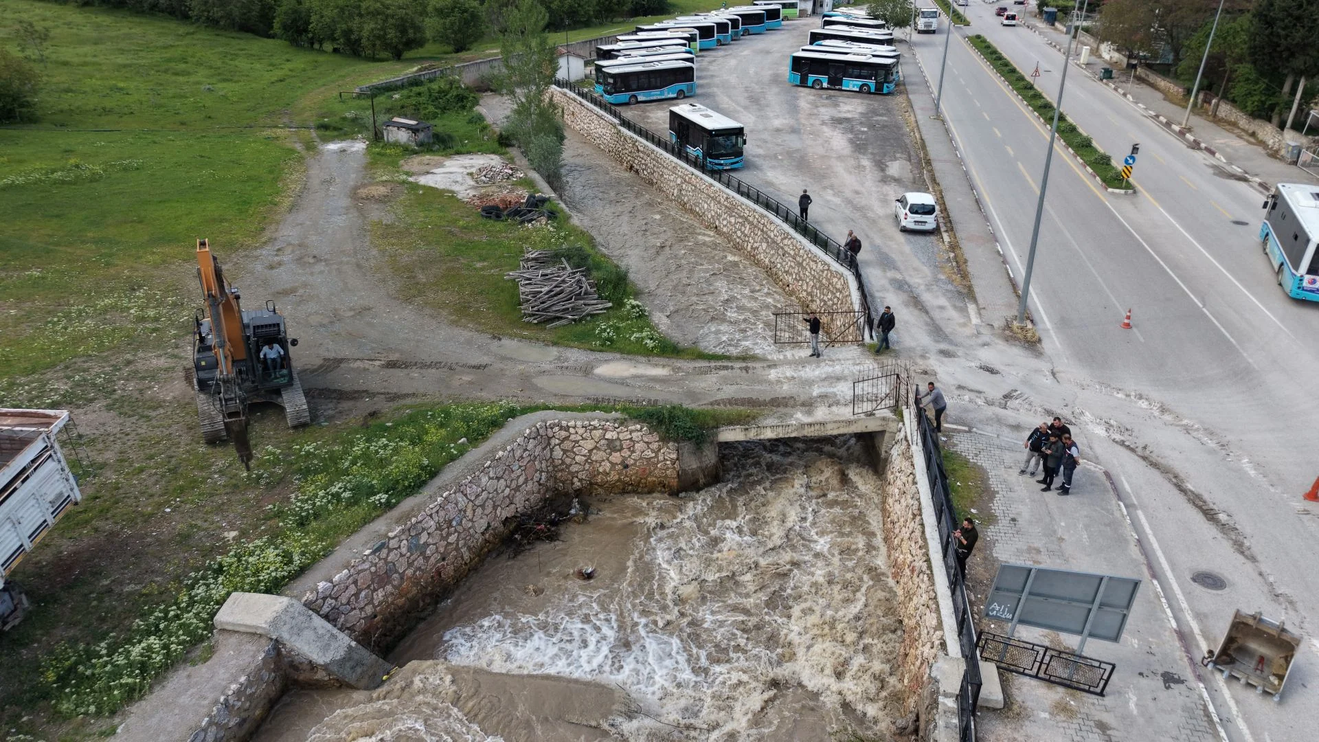 TOKAT BELEDİYESİ’NDEN SEL VE TAŞKIN RİSKİNE KARŞI YOĞUN MESAİ - Görsel 7