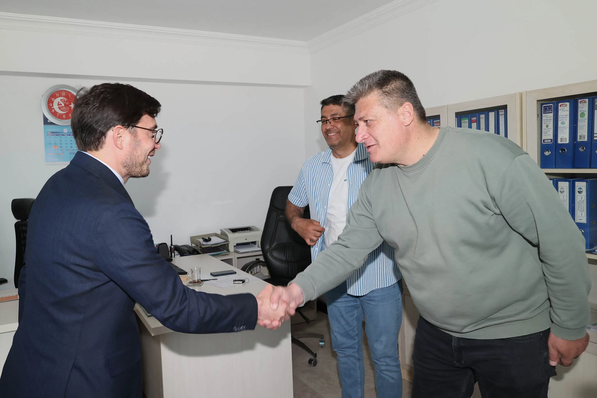 BAŞKAN YAZICIOĞLU, BELEDİYE PERSONELİYLE BAYRAMLAŞTI - Görsel 5