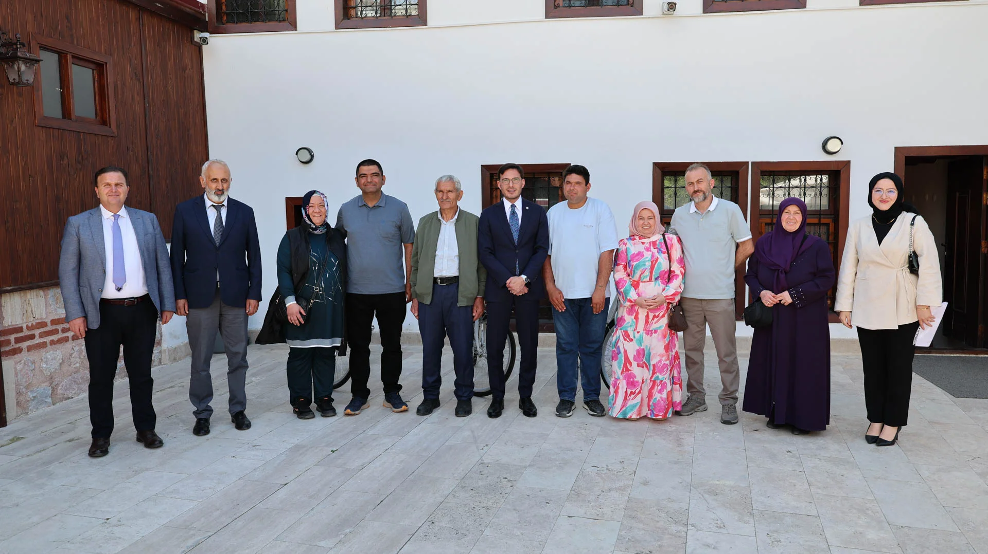 TOKAT BELEDİYESİ’NDEN ÇEVREYE DUYARLI VATANDAŞLARA BİSİKLET ÖDÜLÜ - Görsel 1