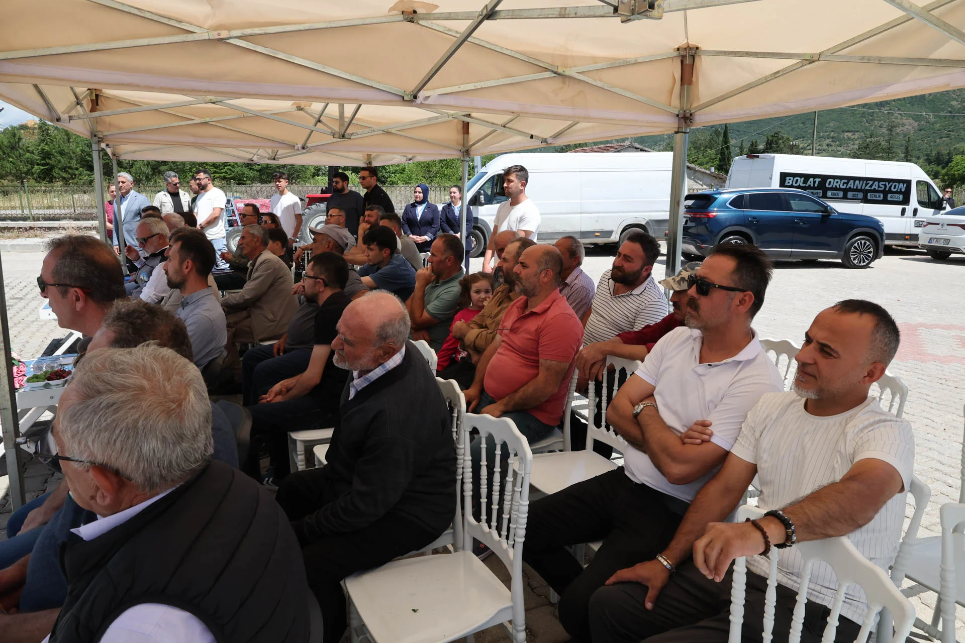 KARAYATAK’TA YILLARIN BEKLEYİŞİ SONA ERDİ: TAPULAR SAHİPLERİNE TESLİM EDİLDİ - Görsel 4