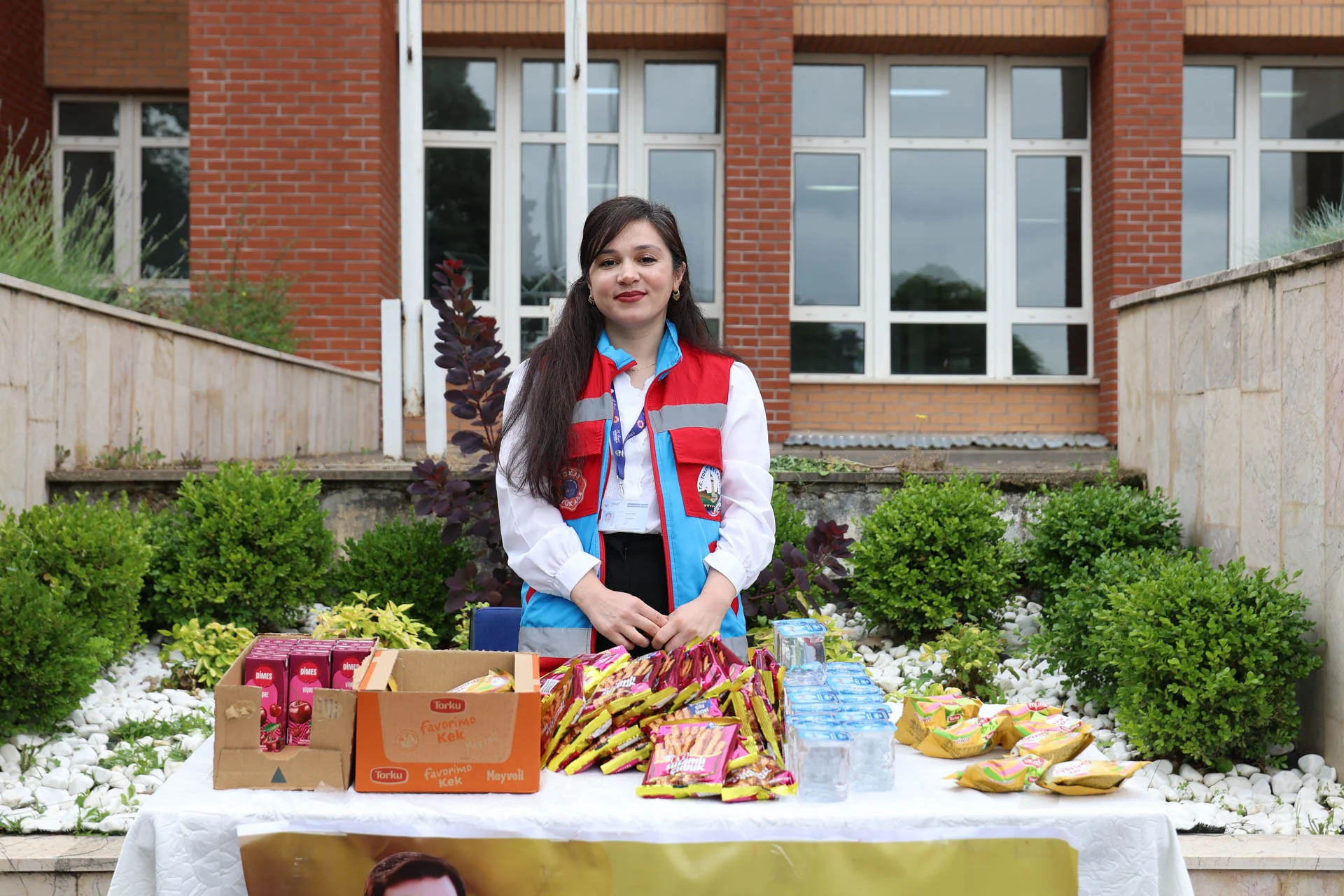 TOKAT BELEDİYESİ YKS MARATONUNDA GENÇLERİ VE AİLELERİNİ YALNIZ BIRAKMADI - Görsel 8